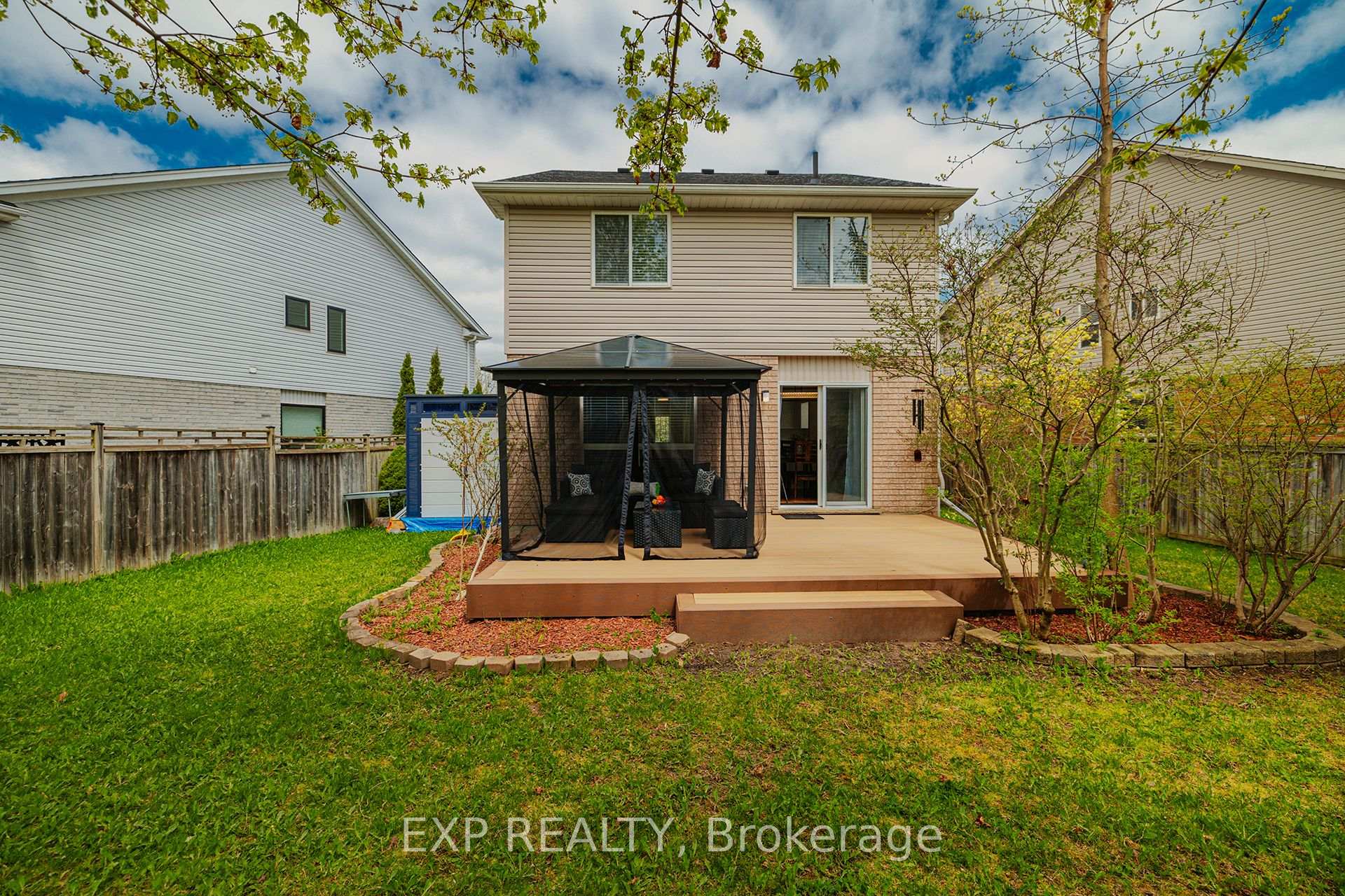 Photo 30 of 172 Dalecroft Place, Waterloo, Laurelwood — HOMEH