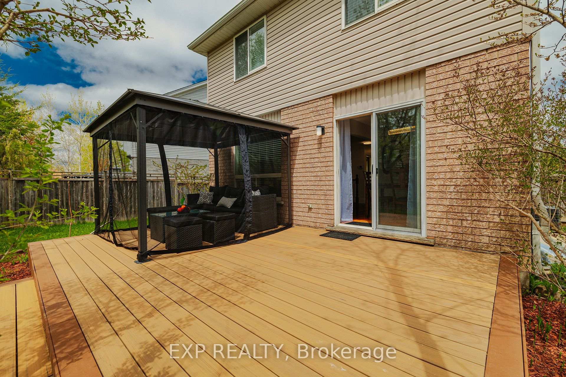 Photo 31 of 172 Dalecroft Place, Waterloo, Laurelwood — HOMEH