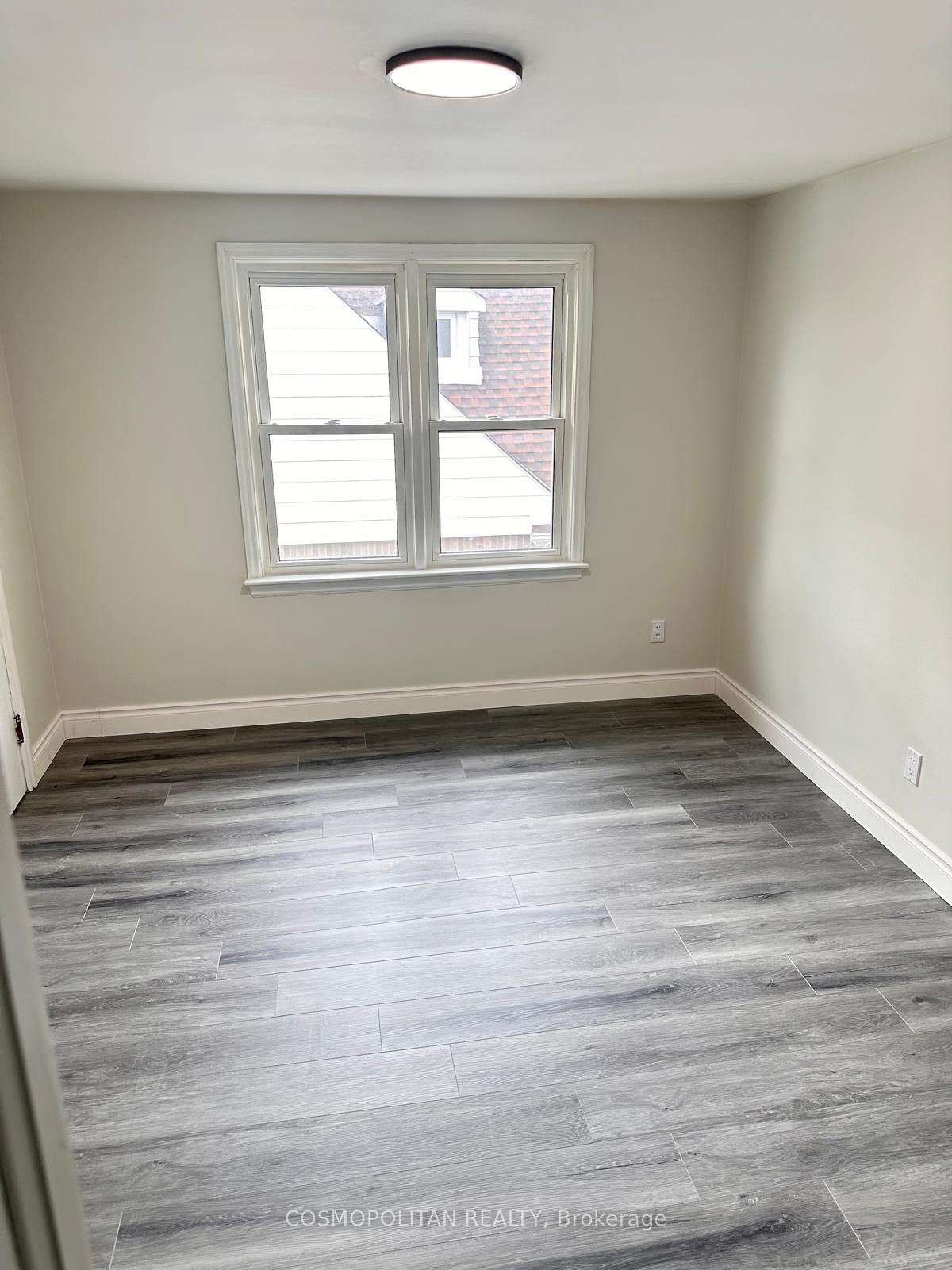 Photo 8 of 63 Second Street, Welland, Lincoln/Crowland — HOMEH