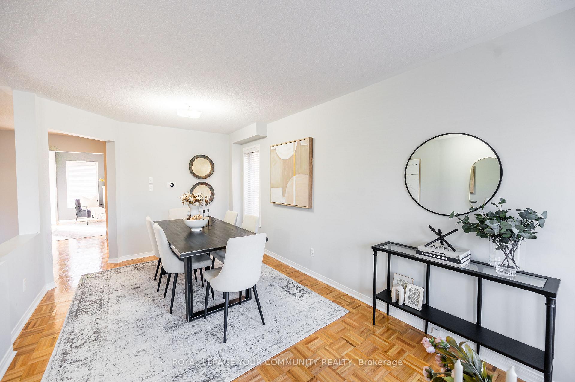 Photo 6 of 142 Blackthorn Drive, Vaughan, Maple — HOMEH
