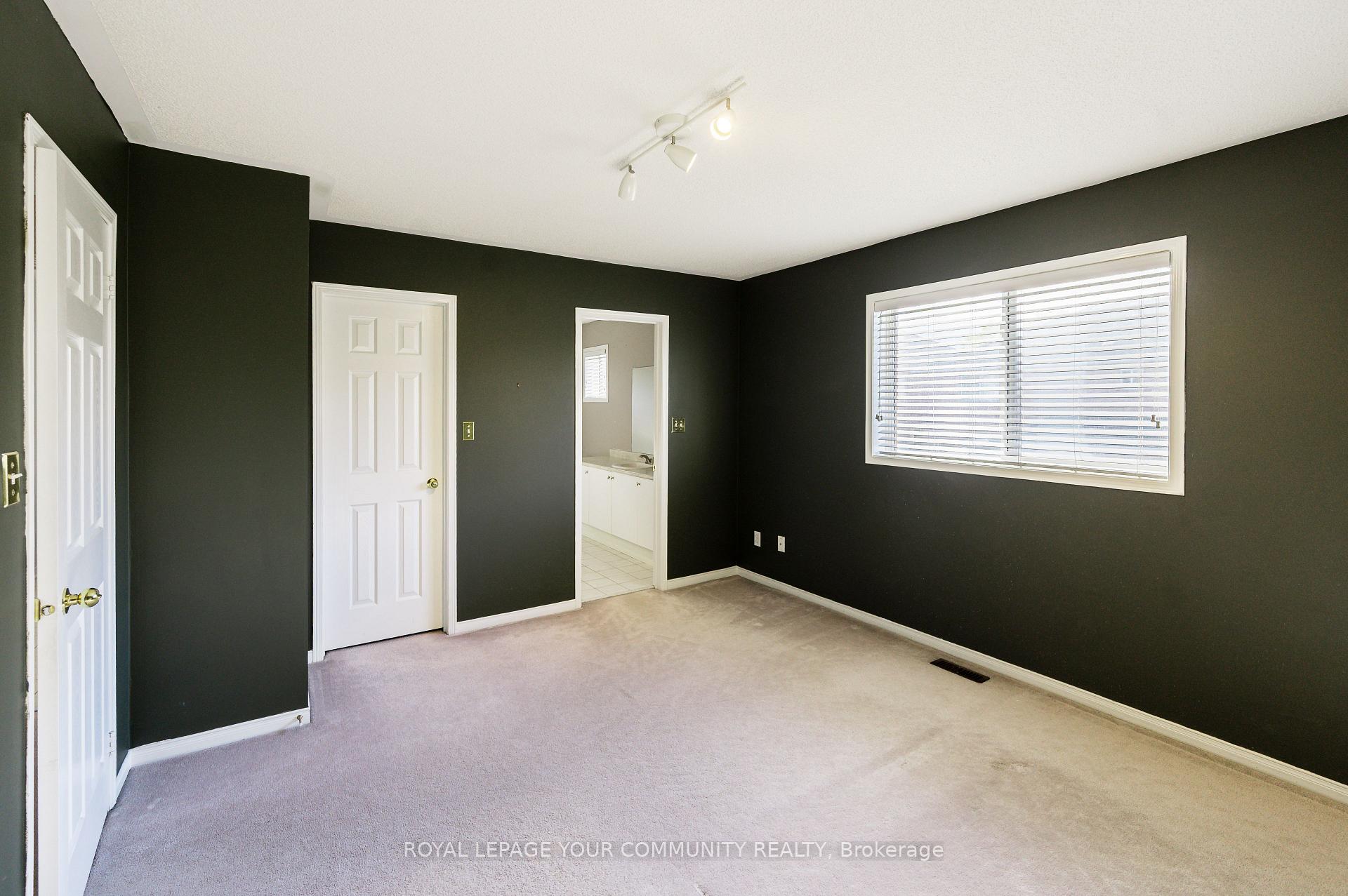 Photo 13 of 142 Blackthorn Drive, Vaughan, Maple — HOMEH
