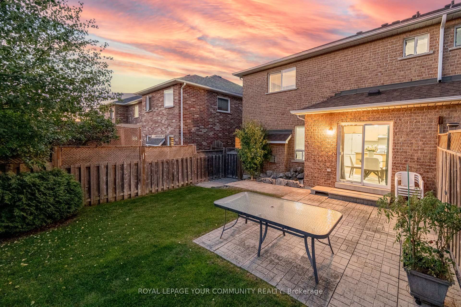 Photo 23 of 142 Blackthorn Drive, Vaughan, Maple — HOMEH