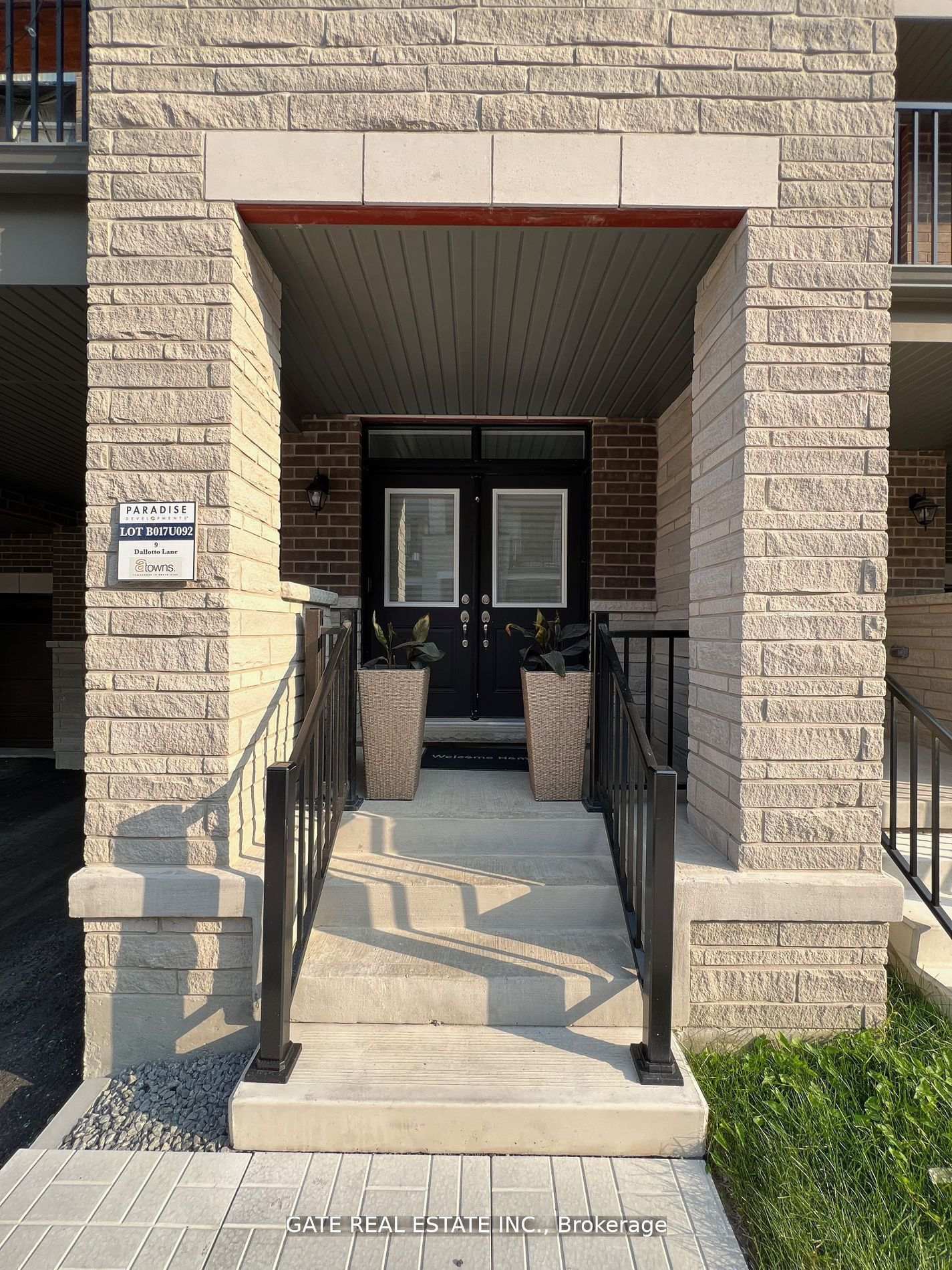 Photo 8 of 9 Dallotto Lane, Ajax, South East — HOMEH