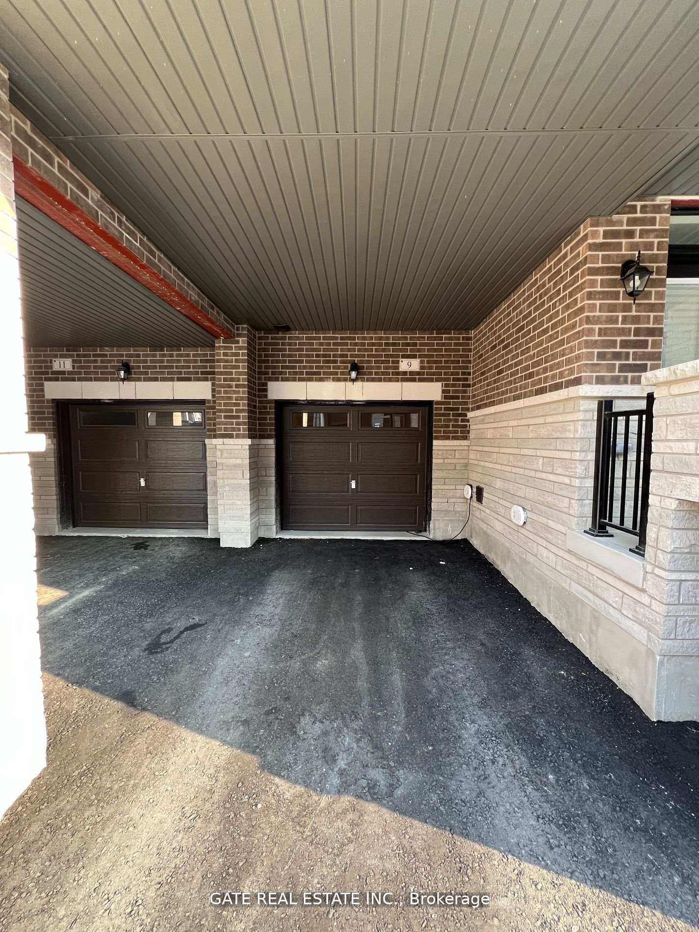Photo 3 of 9 Dallotto Lane, Ajax, South East — HOMEH