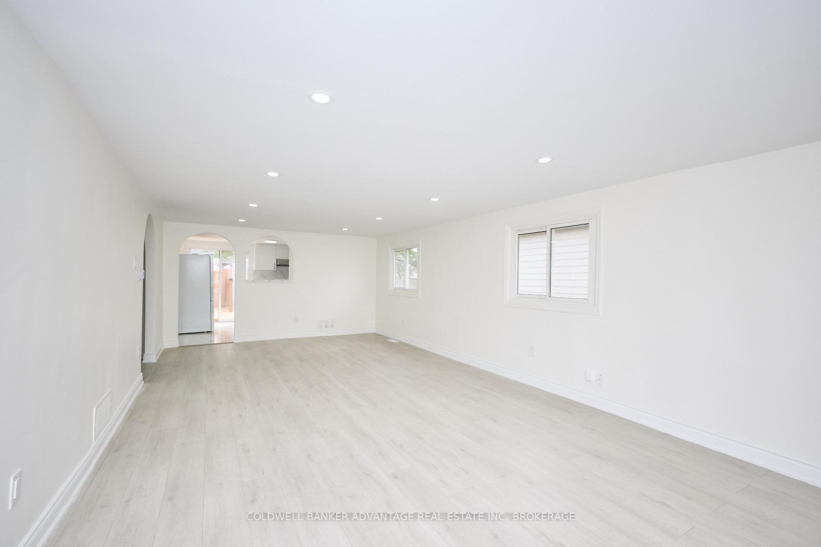 Photo 5 of 34 Scholfield Avenue, Welland, Lincoln/Crowland — HOMEH