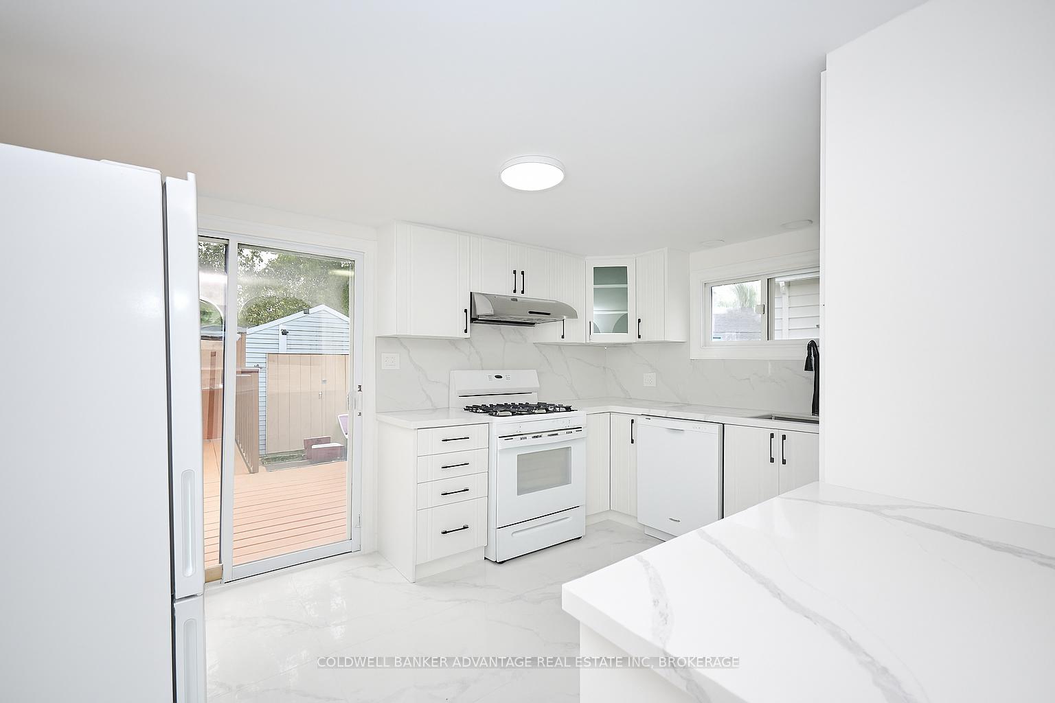 Photo 10 of 34 Scholfield Avenue, Welland, Lincoln/Crowland — HOMEH