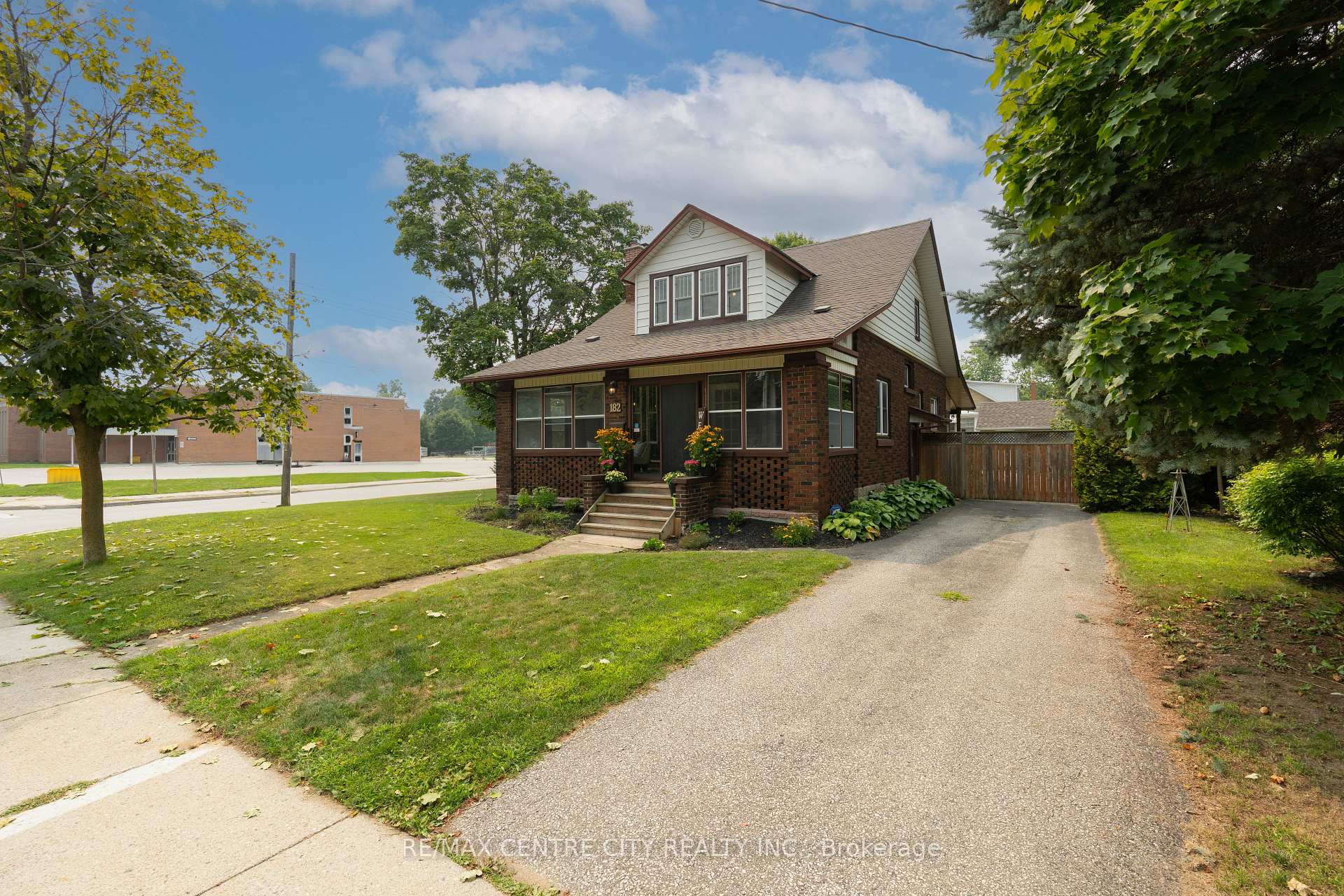 Photo 1 of 182 John Street S, Aylmer — HOMEH