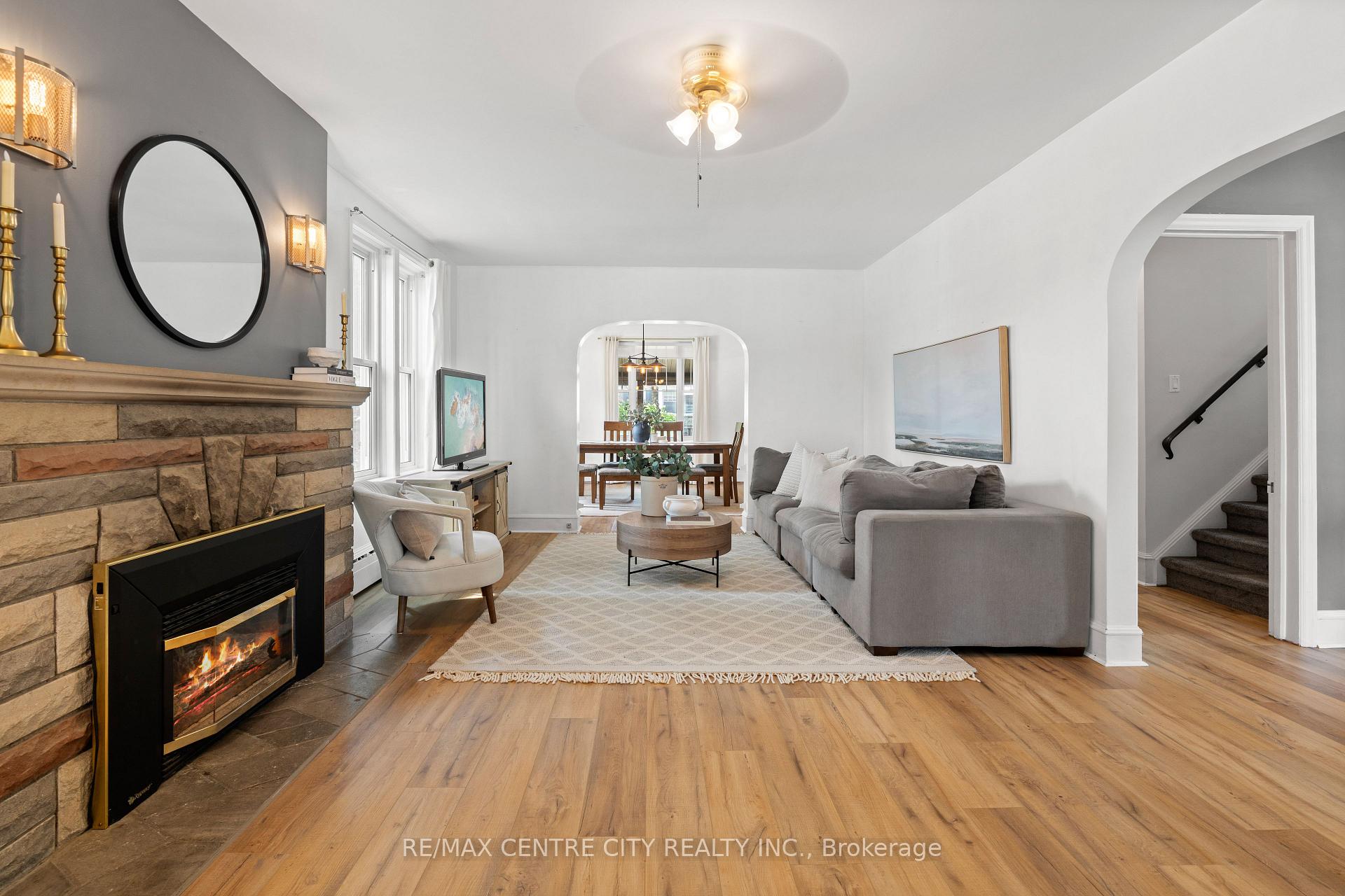 Photo 13 of 182 John Street S, Aylmer — HOMEH