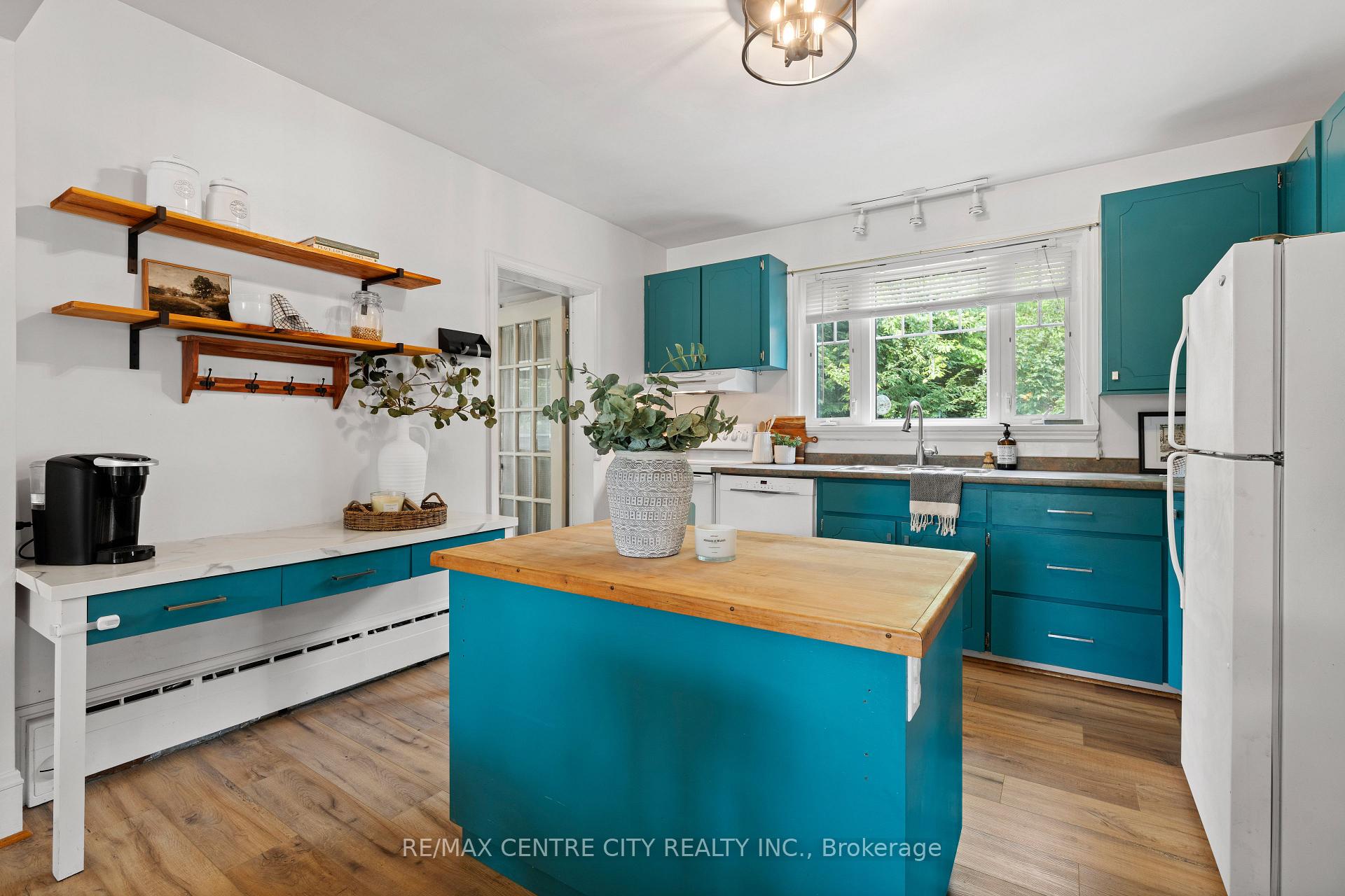 Photo 17 of 182 John Street S, Aylmer — HOMEH