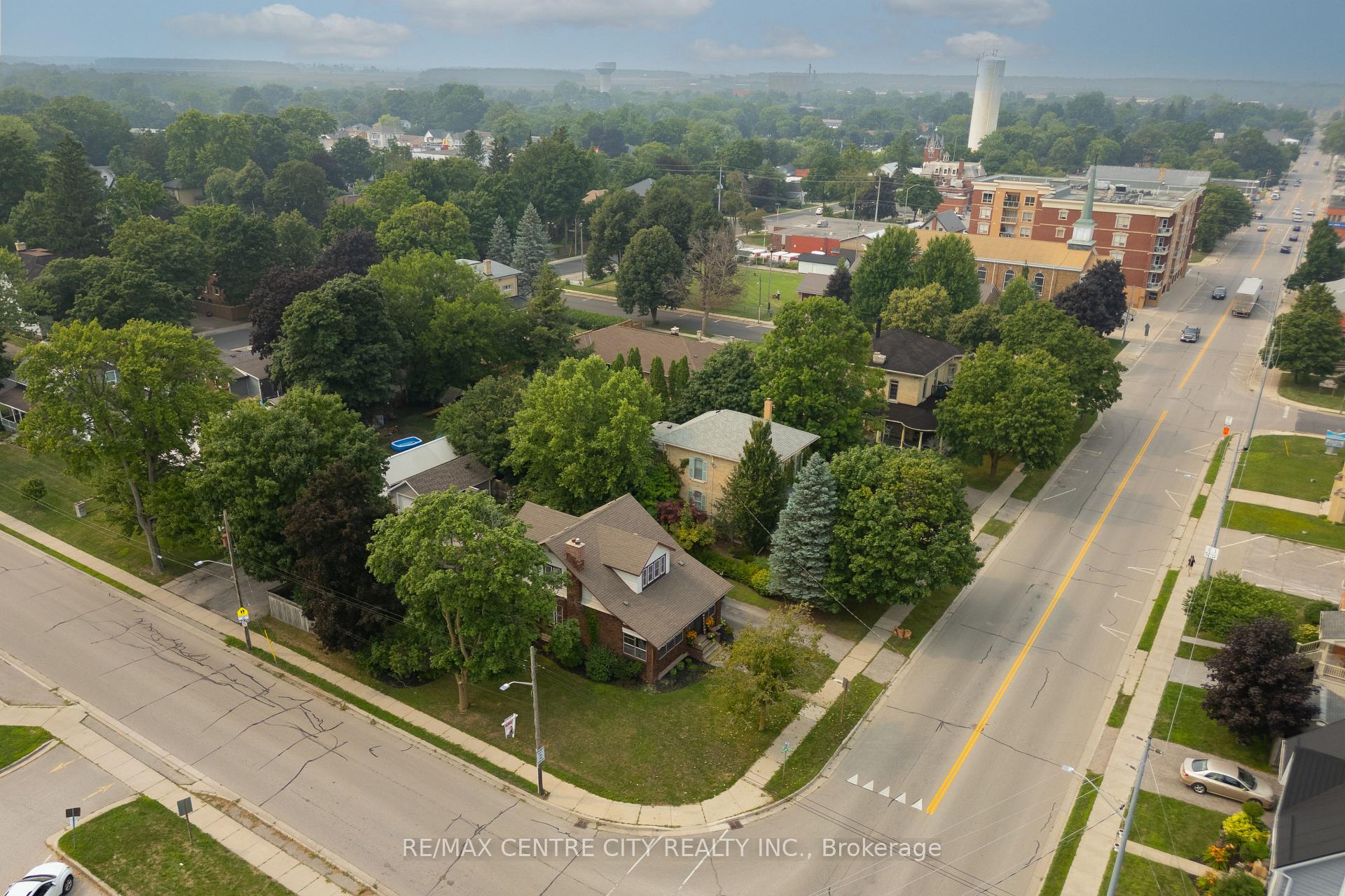 Photo 41 of 182 John Street S, Aylmer — HOMEH
