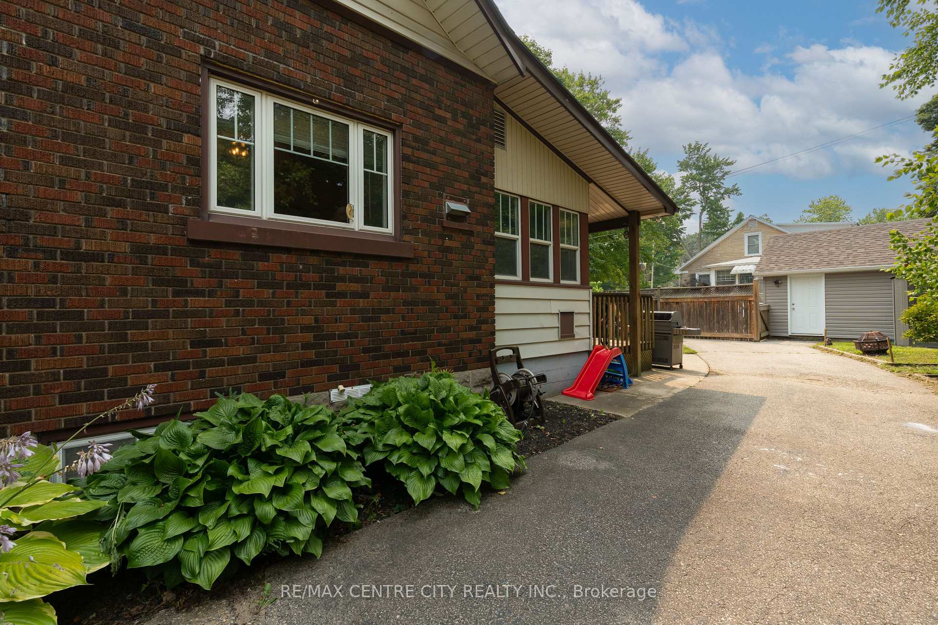 Photo 42 of 182 John Street S, Aylmer — HOMEH