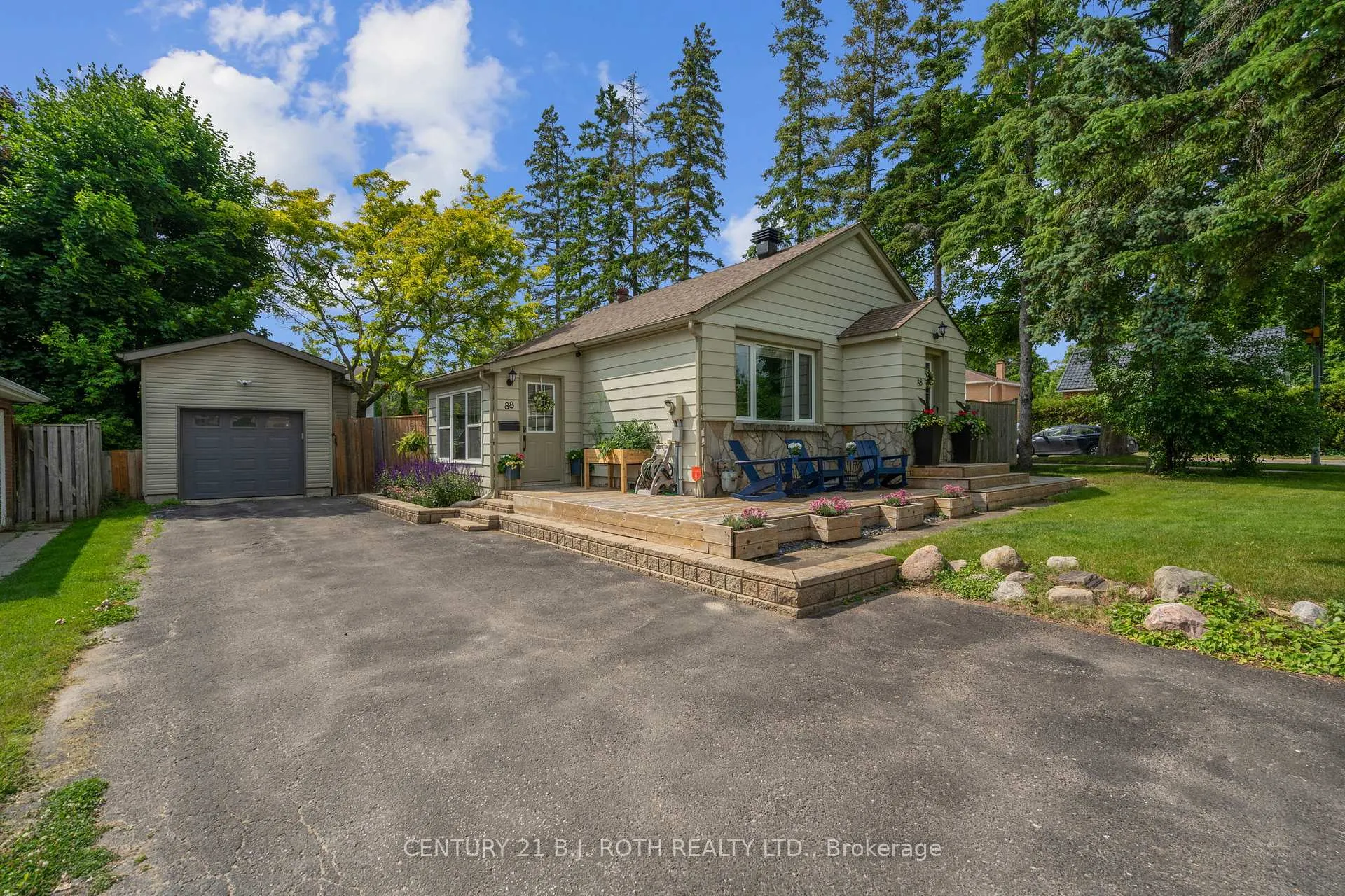 Photo 2 of 88 Puget Street, Barrie, Codrington — HOMEH