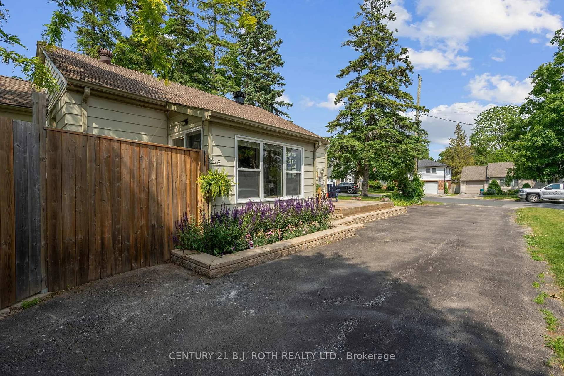 Photo 6 of 88 Puget Street, Barrie, Codrington — HOMEH