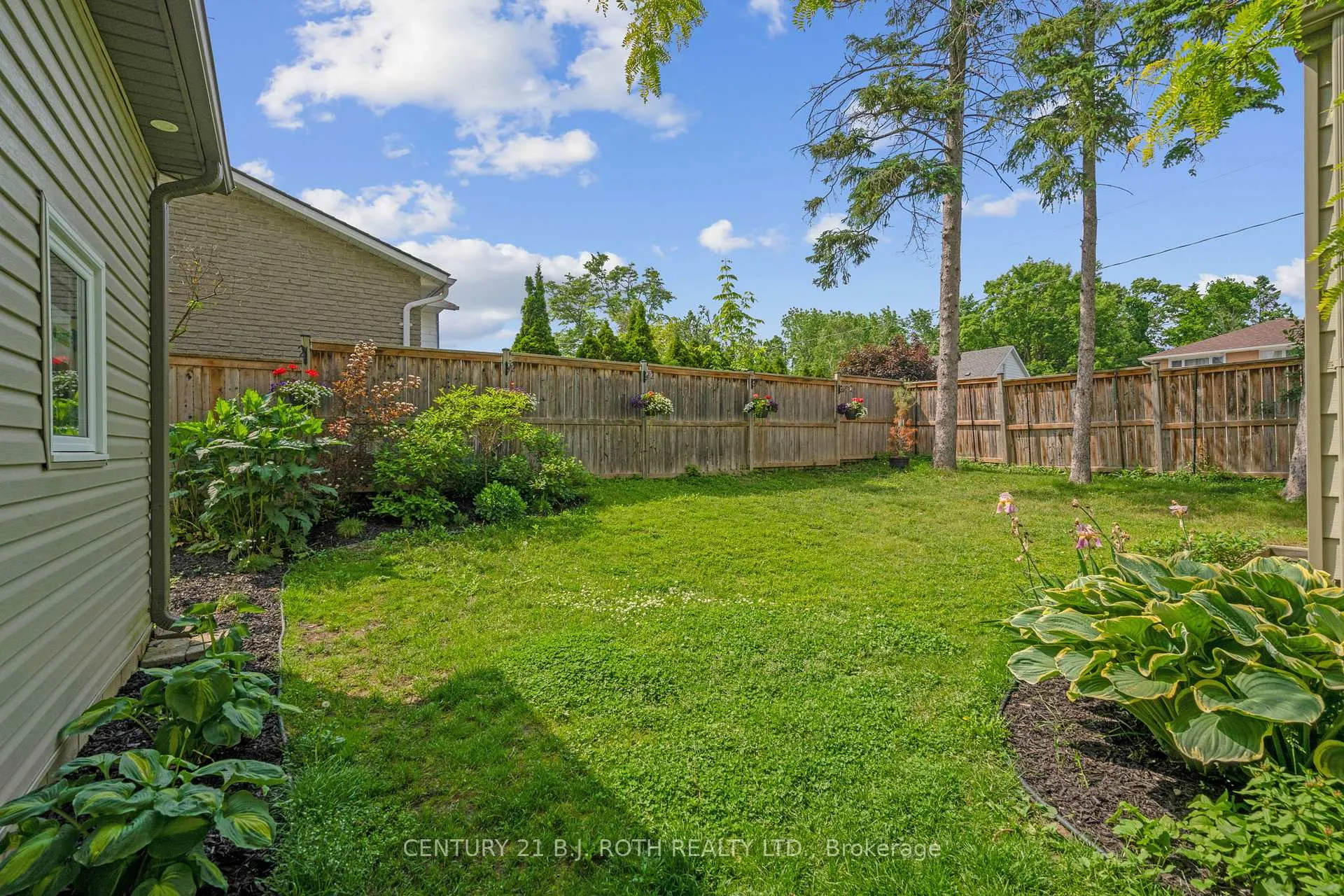 Photo 12 of 88 Puget Street, Barrie, Codrington — HOMEH