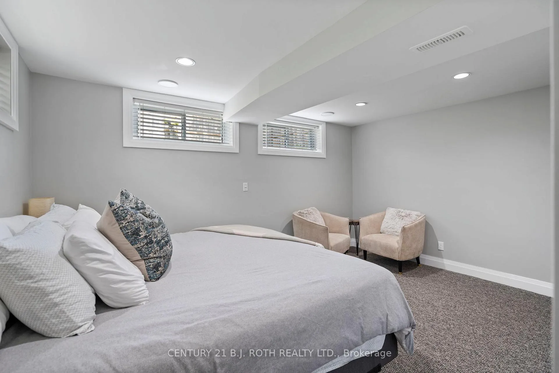 Photo 34 of 88 Puget Street, Barrie, Codrington — HOMEH