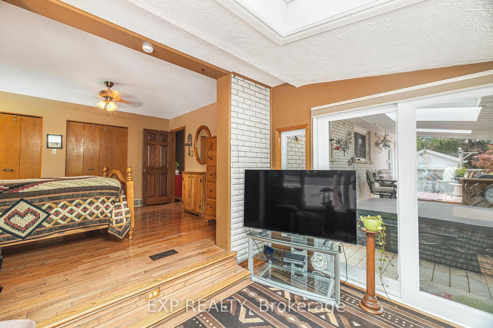 Photo 18 of 320 Daleside Place, Waterloo — HOMEH