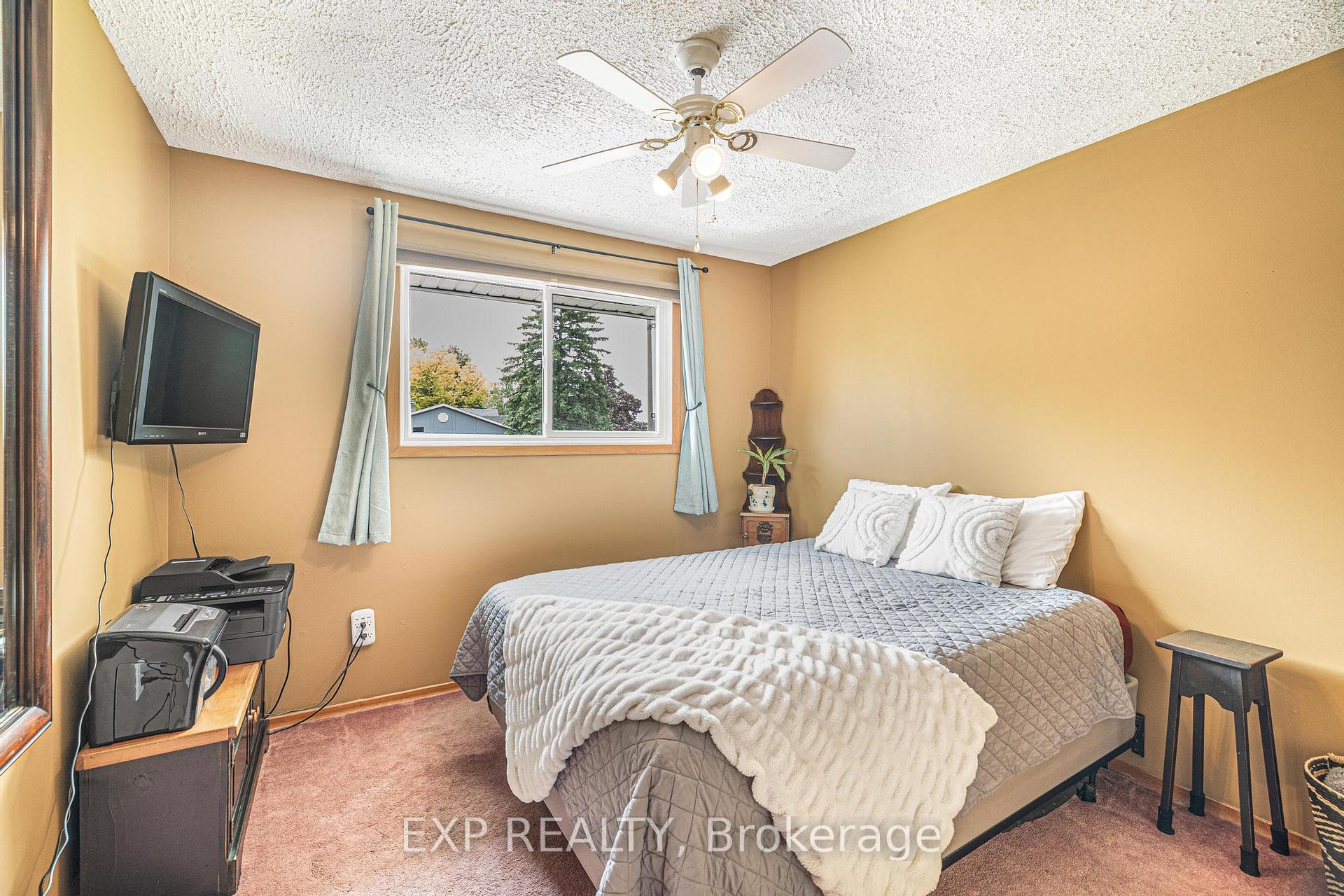 Photo 19 of 320 Daleside Place, Waterloo — HOMEH