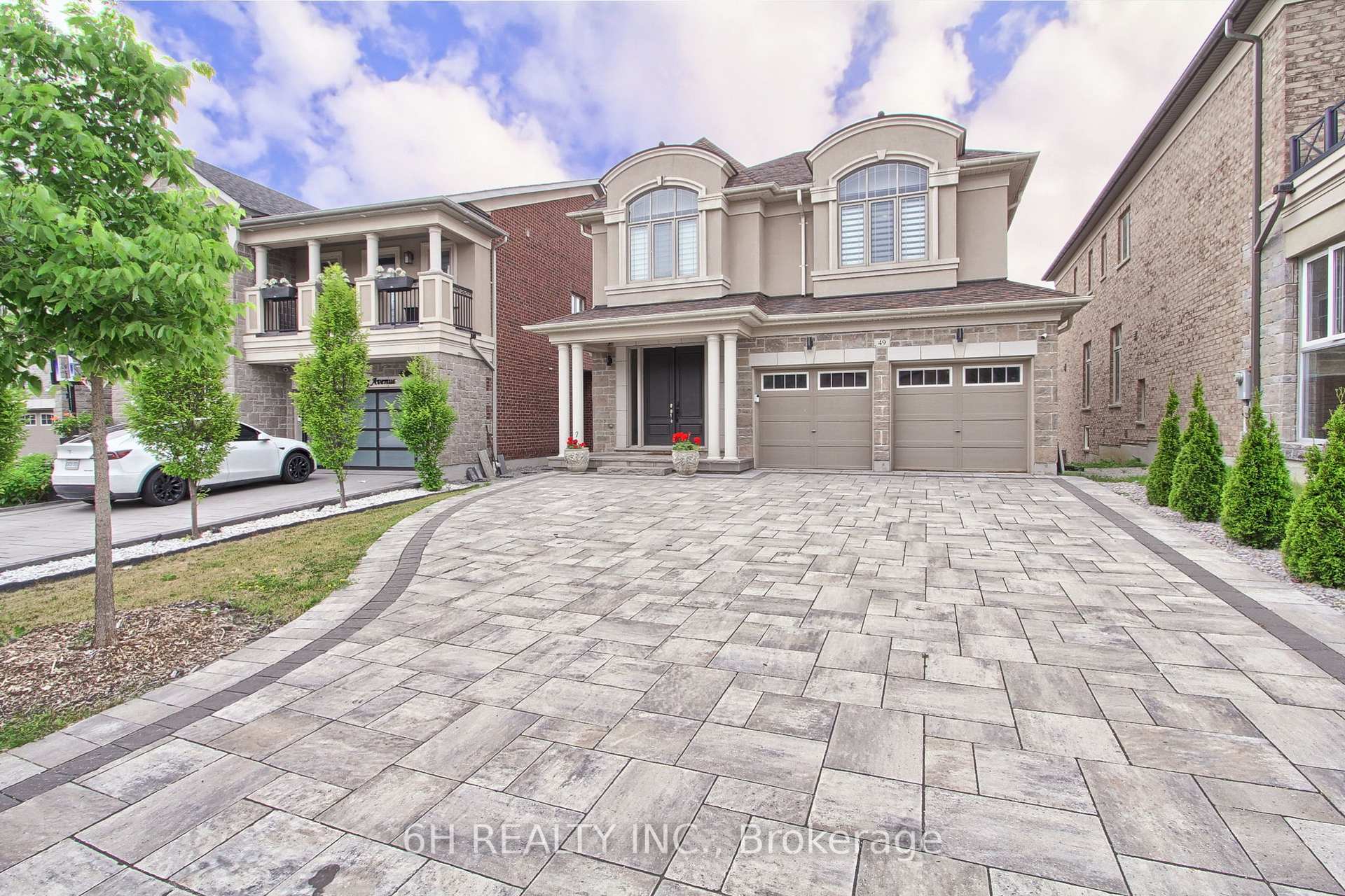 Photo 4 of 49 Strong Avenue, Vaughan, Patterson — HOMEH