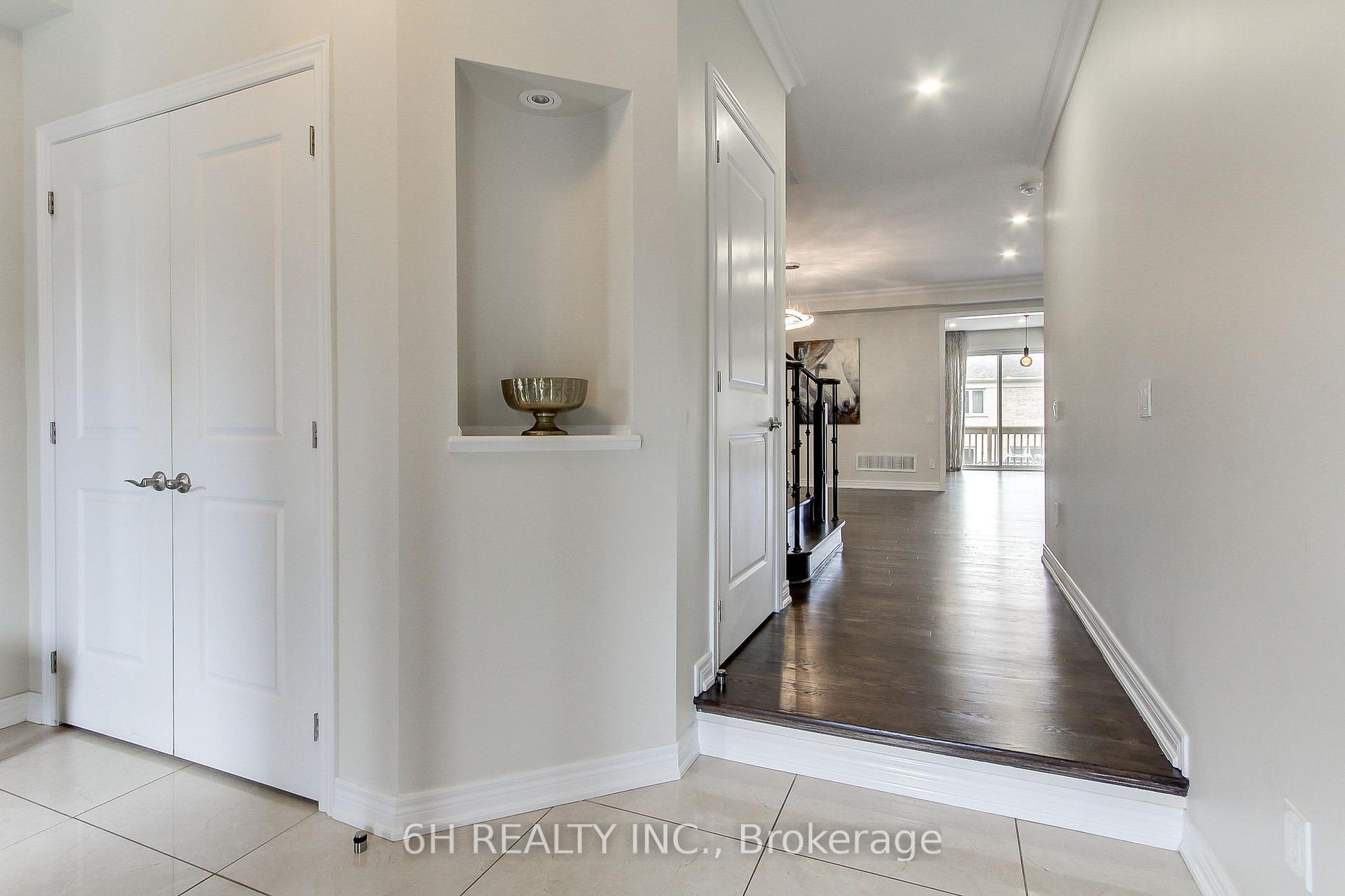 Photo 9 of 49 Strong Avenue, Vaughan, Patterson — HOMEH