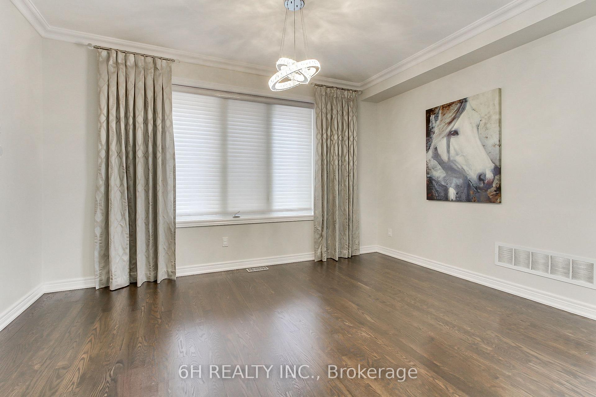 Photo 11 of 49 Strong Avenue, Vaughan, Patterson — HOMEH
