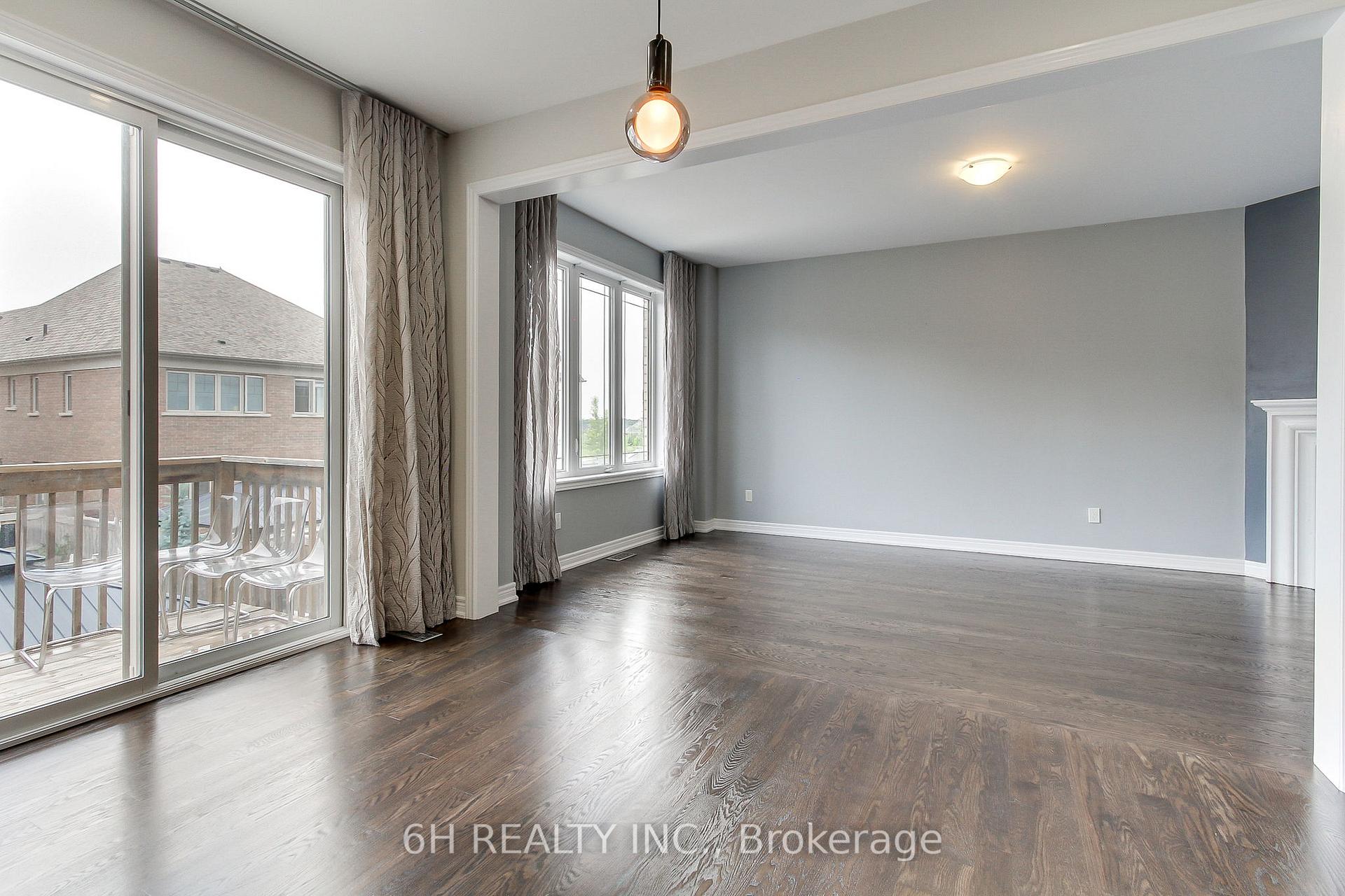 Photo 20 of 49 Strong Avenue, Vaughan, Patterson — HOMEH
