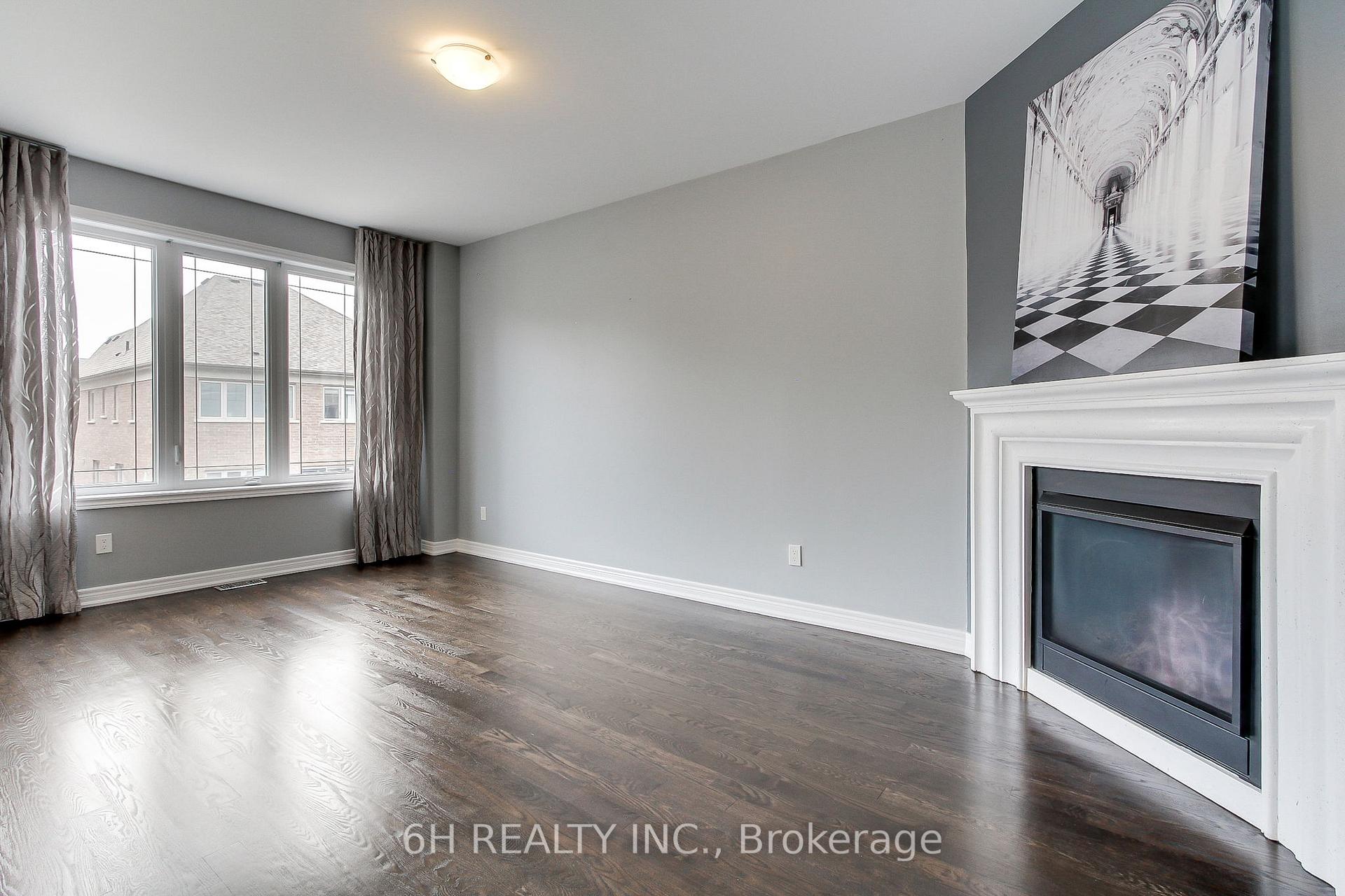 Photo 23 of 49 Strong Avenue, Vaughan, Patterson — HOMEH