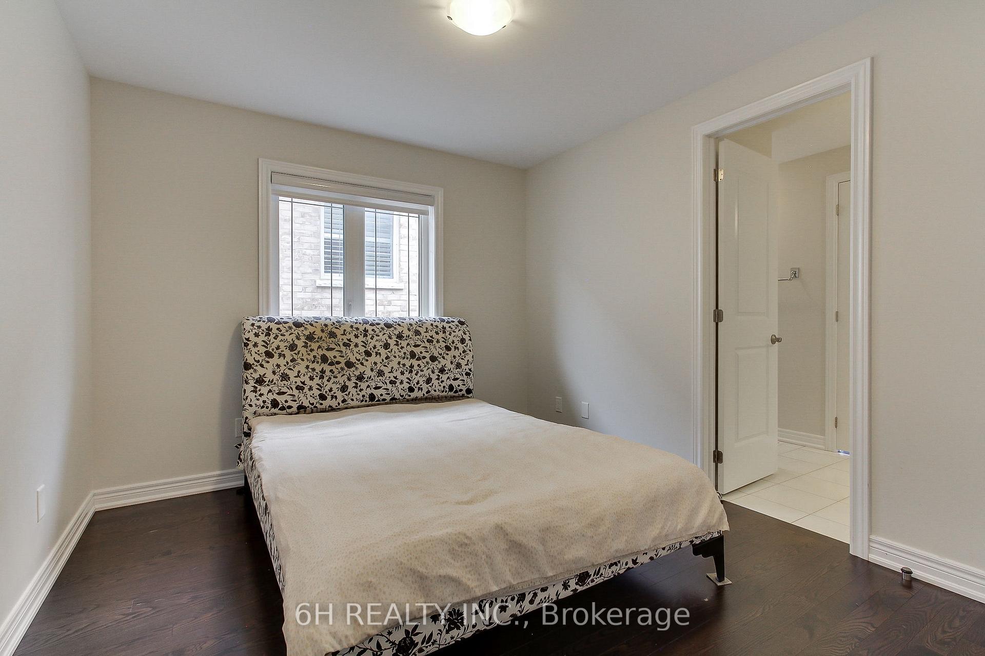 Photo 34 of 49 Strong Avenue, Vaughan, Patterson — HOMEH