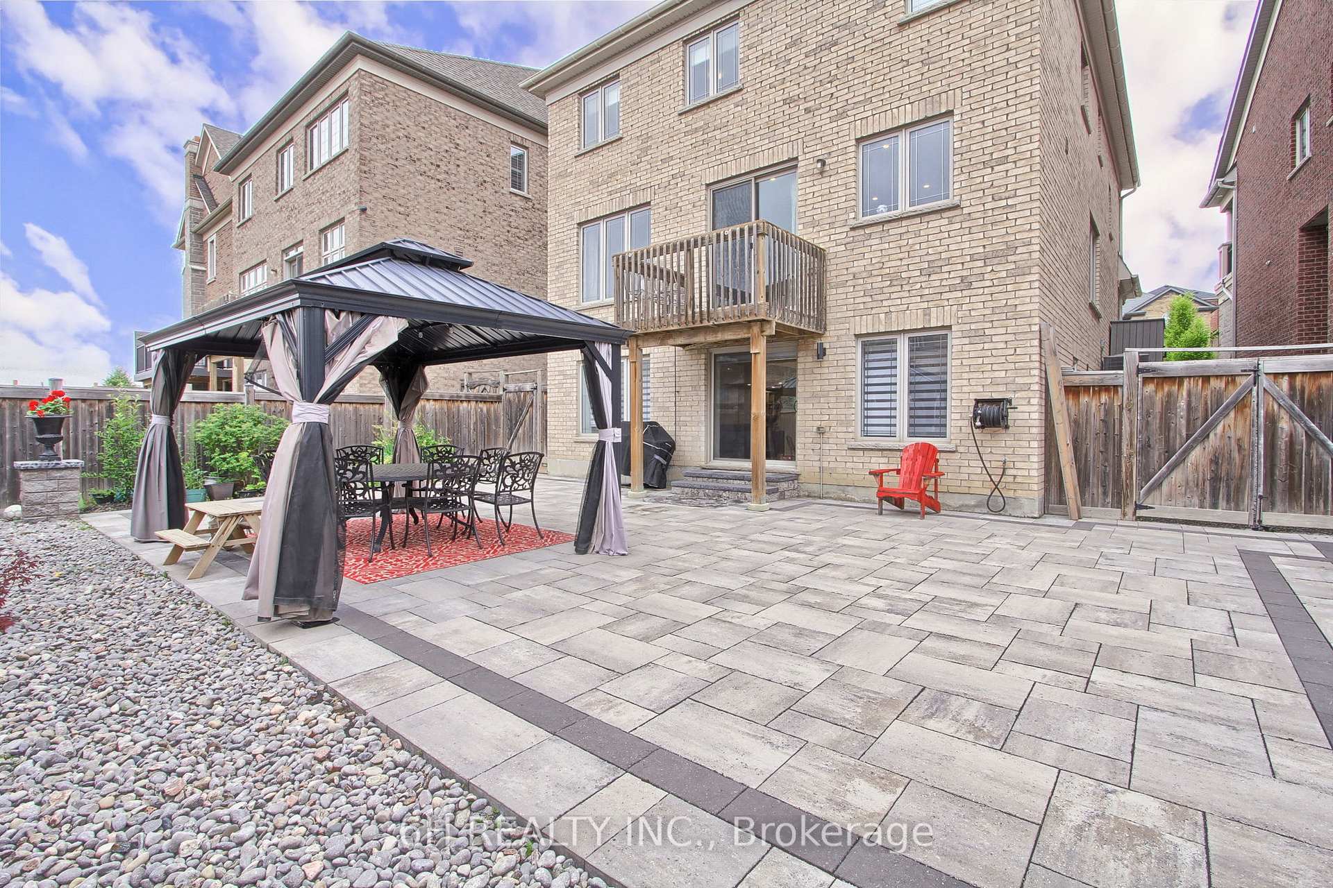Photo 48 of 49 Strong Avenue, Vaughan, Patterson — HOMEH