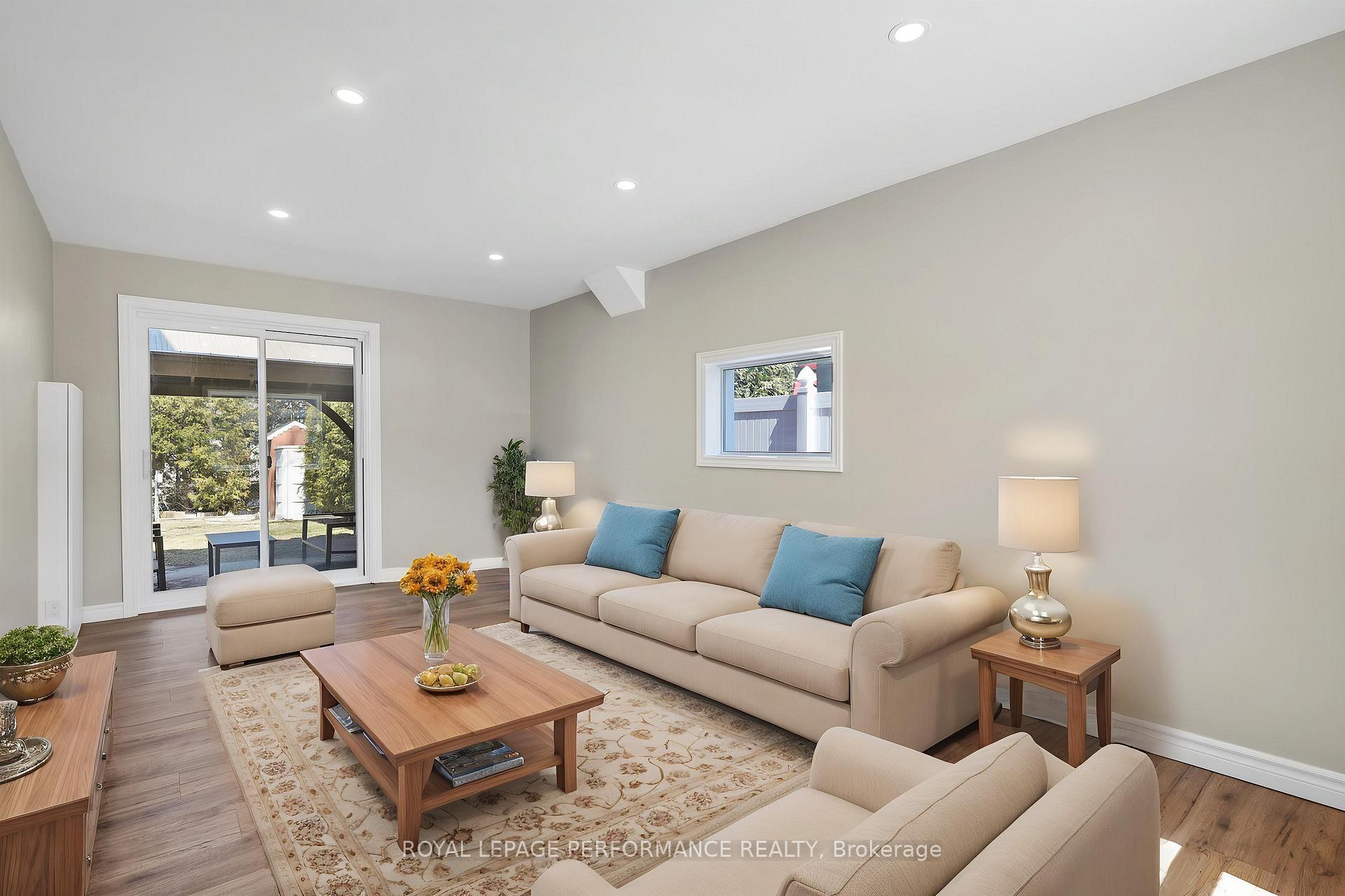 Photo 16 of 285 Frost Avenue, Ottawa, Alta Vista/Faircrest Heights — HOMEH