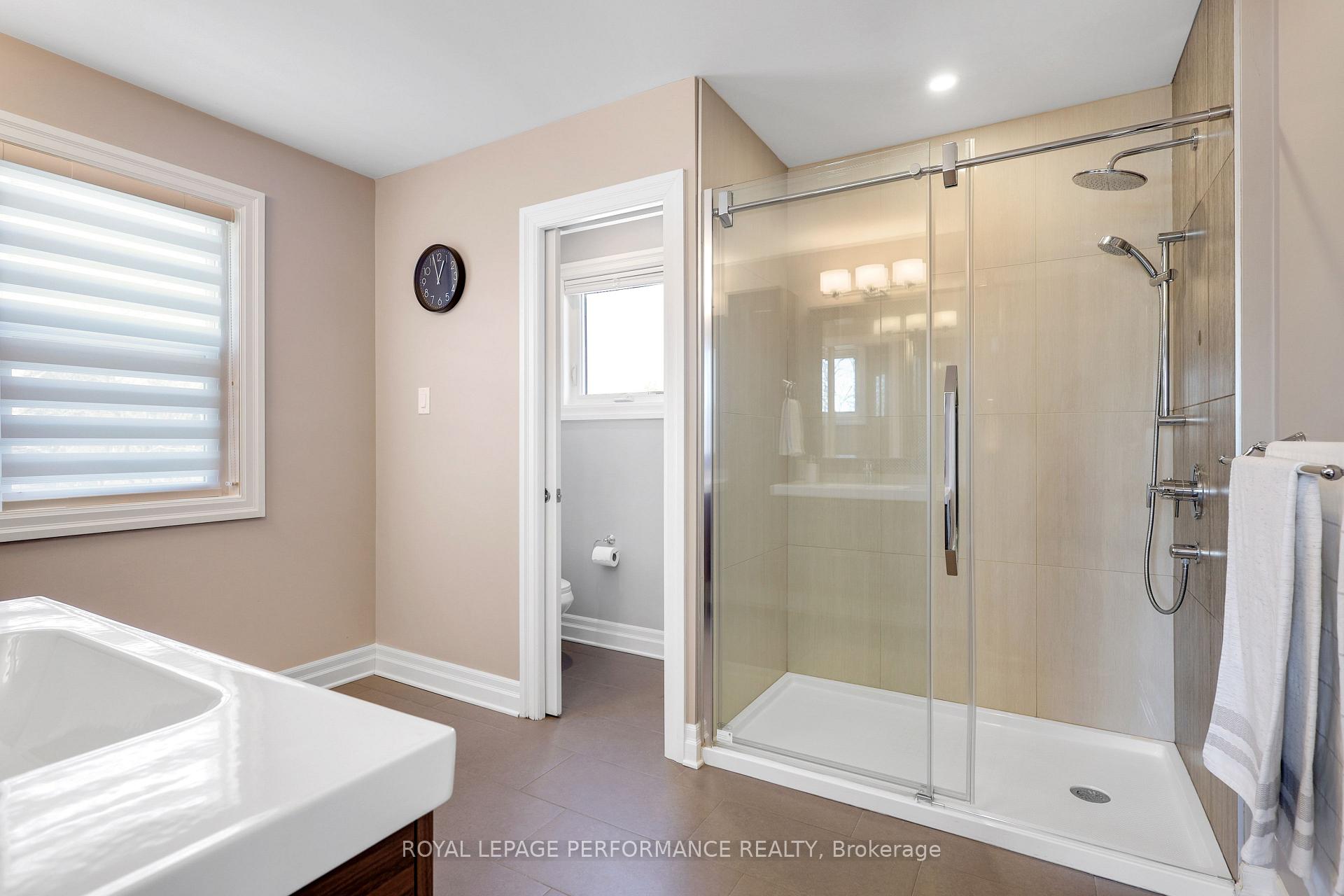 Photo 26 of 285 Frost Avenue, Ottawa, Alta Vista/Faircrest Heights — HOMEH