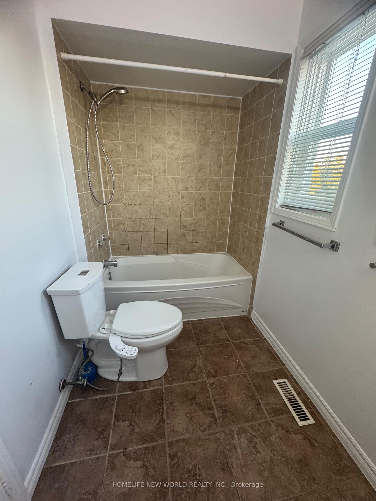 Photo 14 of 61 Hartrick Place, Whitby, Rolling Acres — HOMEH