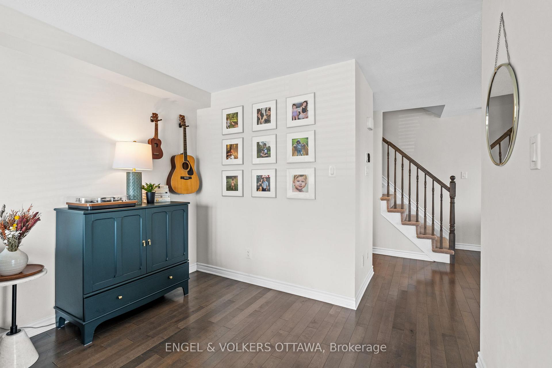 Photo 21 of 349 Pumpkinseed Crescent, Ottawa, Barrhaven - Half Moon Bay — HOMEH