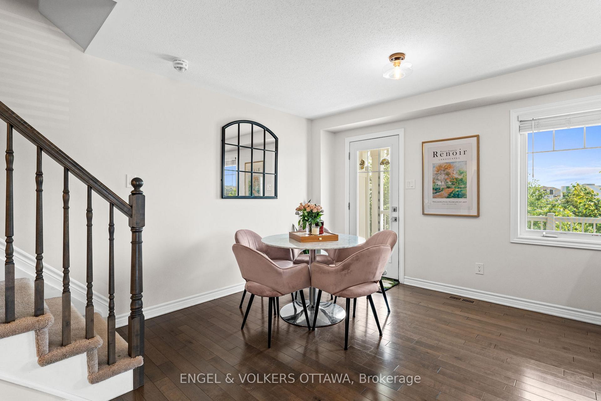 Photo 20 of 349 Pumpkinseed Crescent, Ottawa, Barrhaven - Half Moon Bay — HOMEH