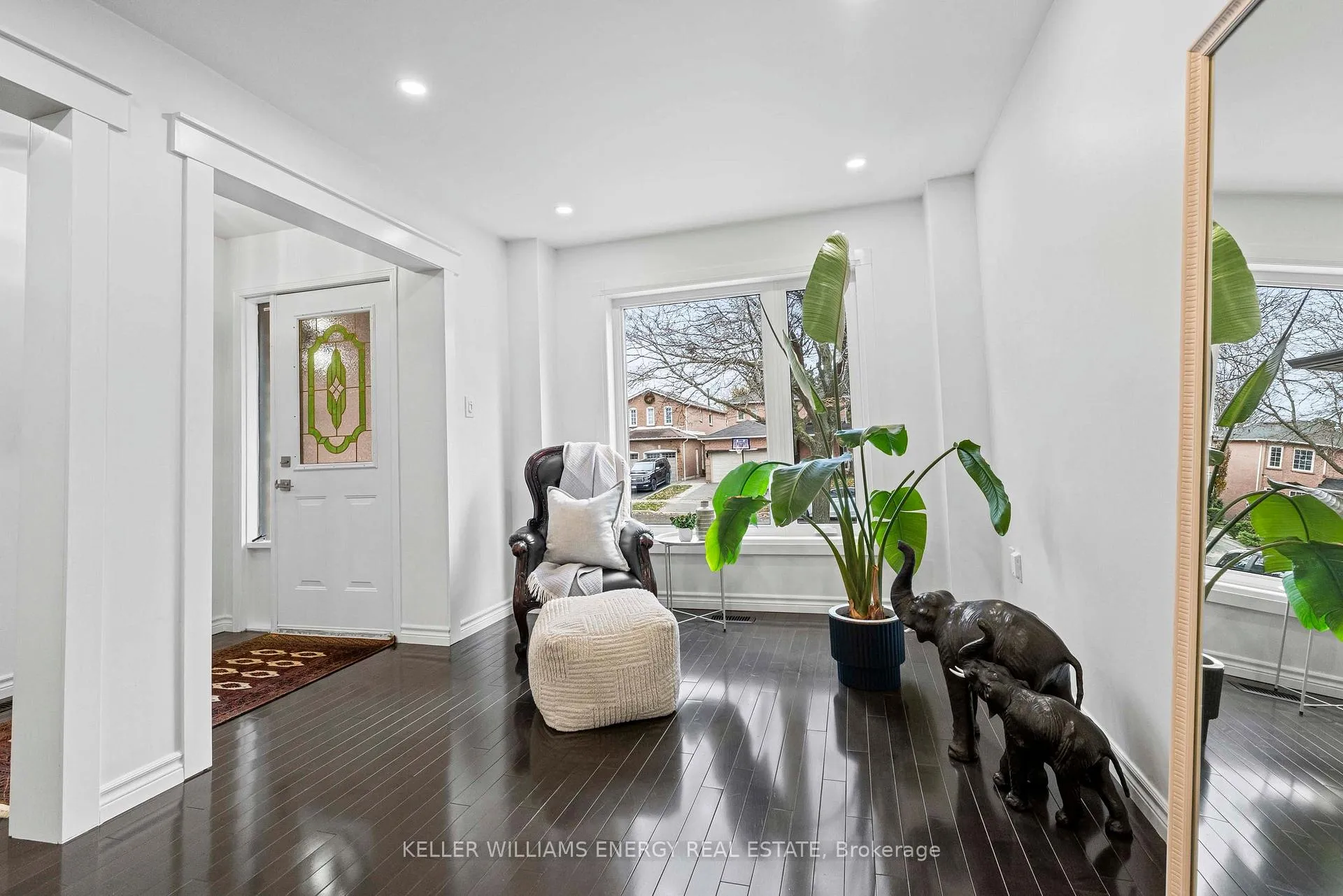 Photo 7 of 97 Deverell Street, Whitby, Rolling Acres — HOMEH