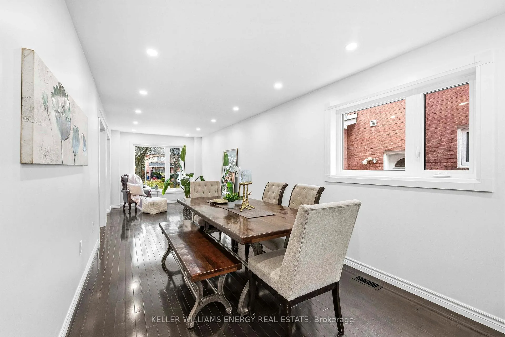 Photo 9 of 97 Deverell Street, Whitby, Rolling Acres — HOMEH