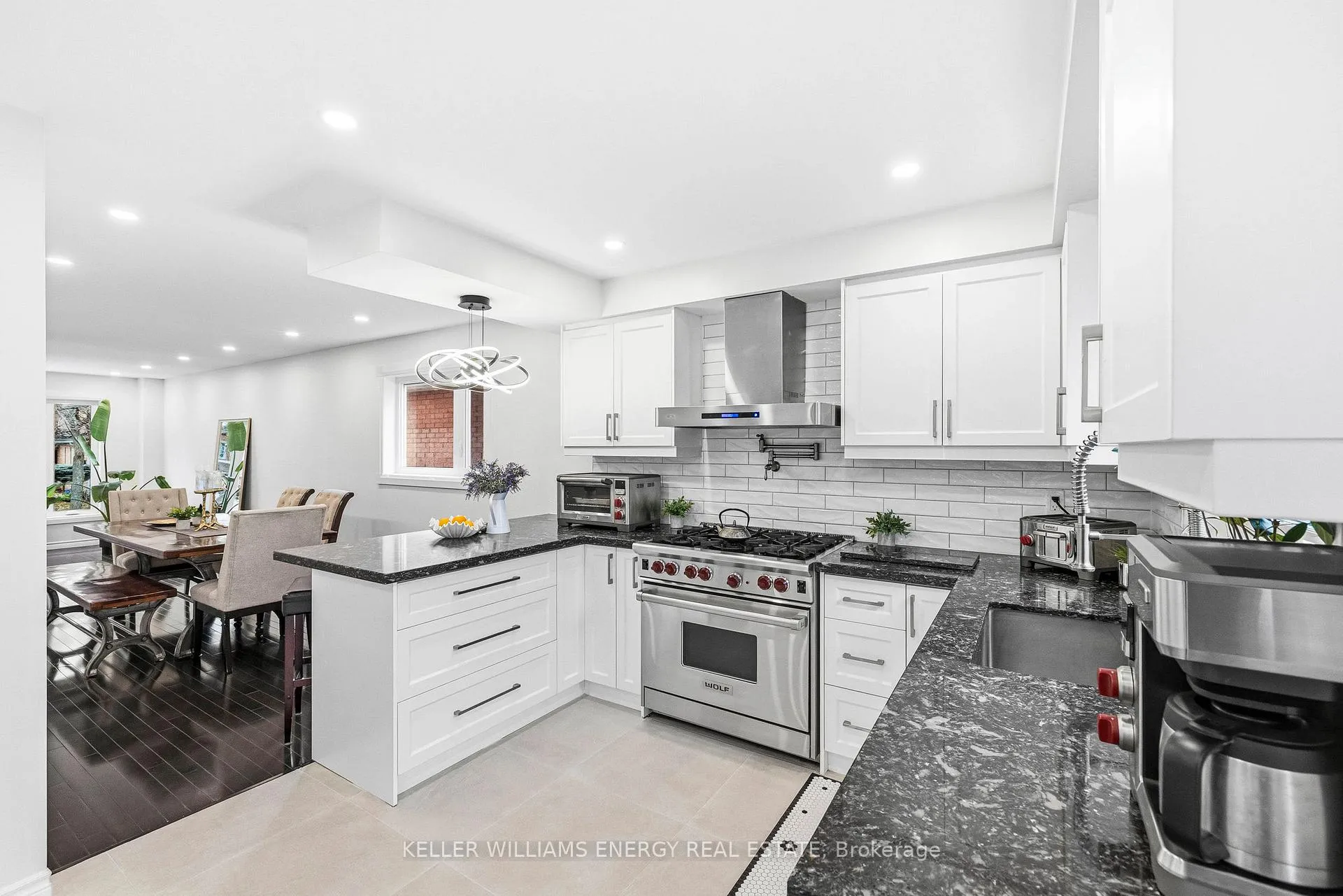 Photo 12 of 97 Deverell Street, Whitby, Rolling Acres — HOMEH