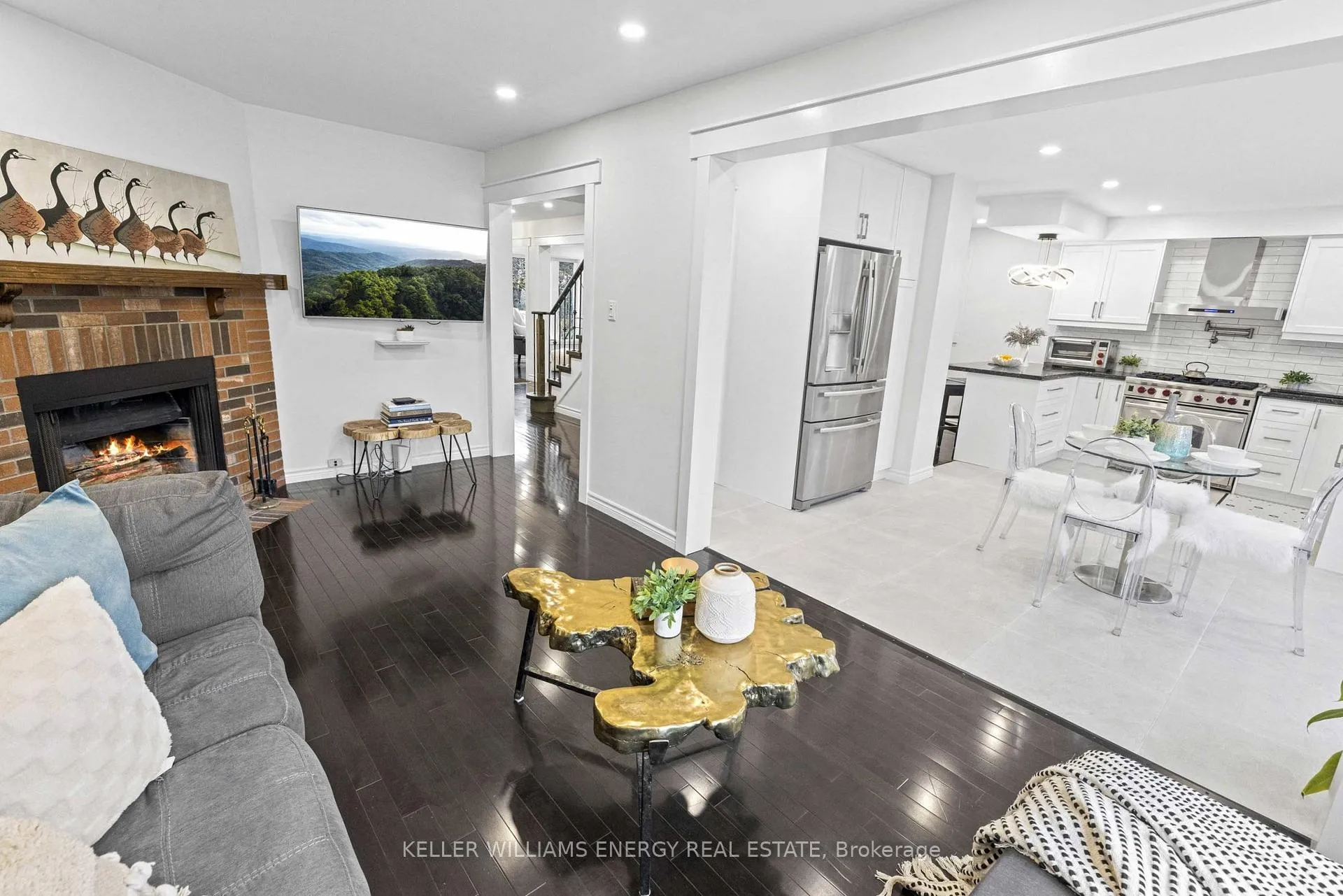 Photo 18 of 97 Deverell Street, Whitby, Rolling Acres — HOMEH