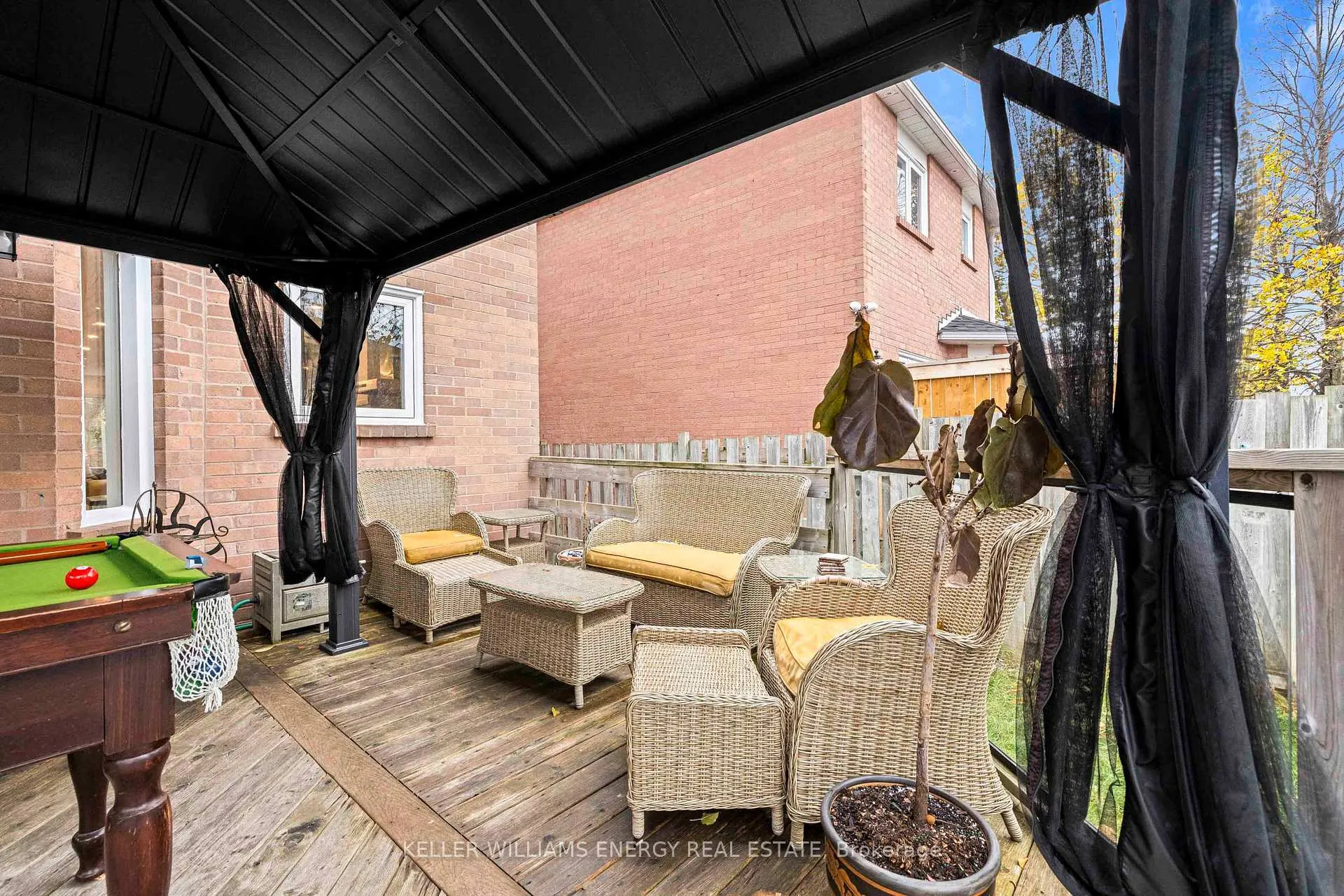 Photo 42 of 97 Deverell Street, Whitby, Rolling Acres — HOMEH