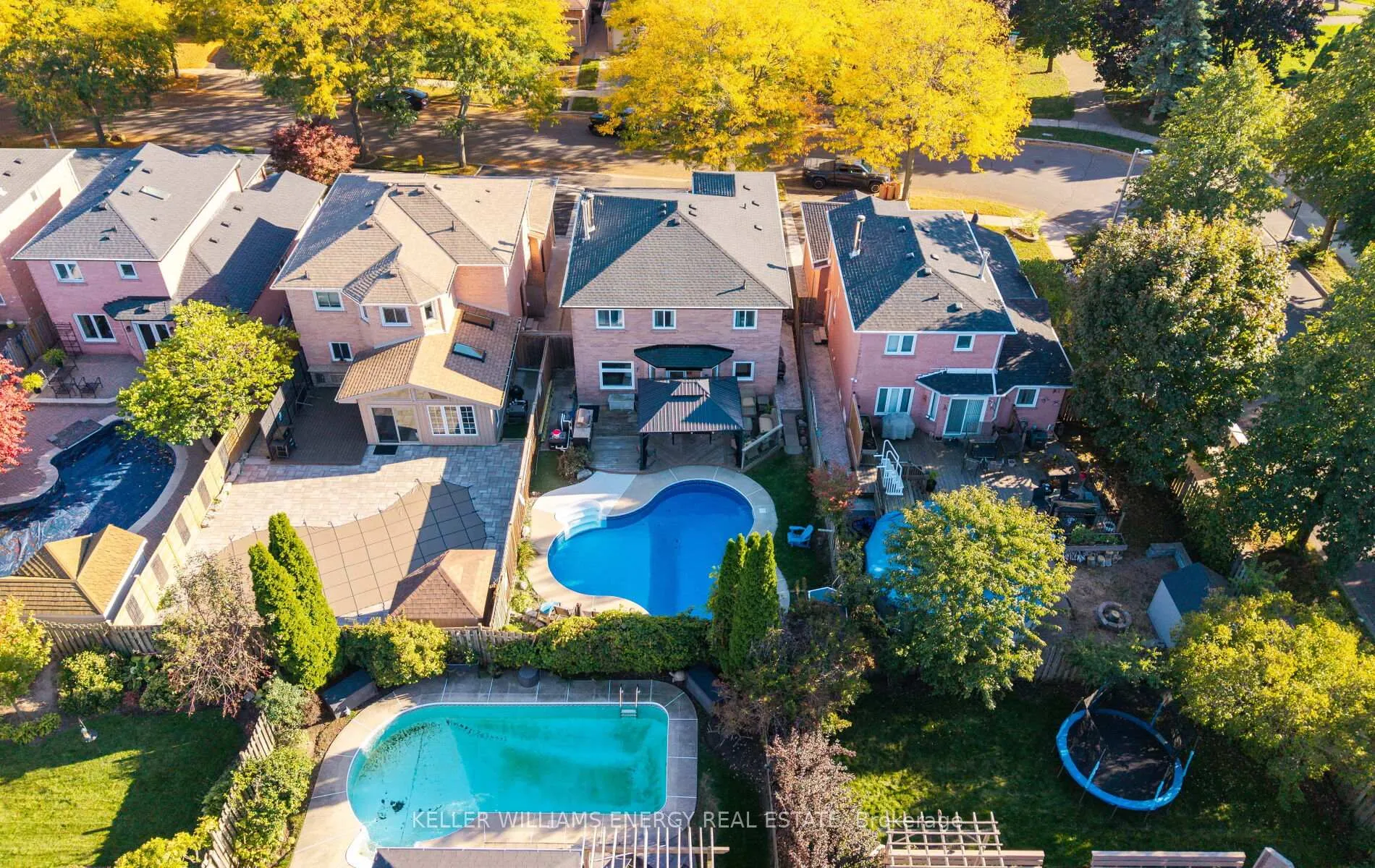 Photo 50 of 97 Deverell Street, Whitby, Rolling Acres — HOMEH