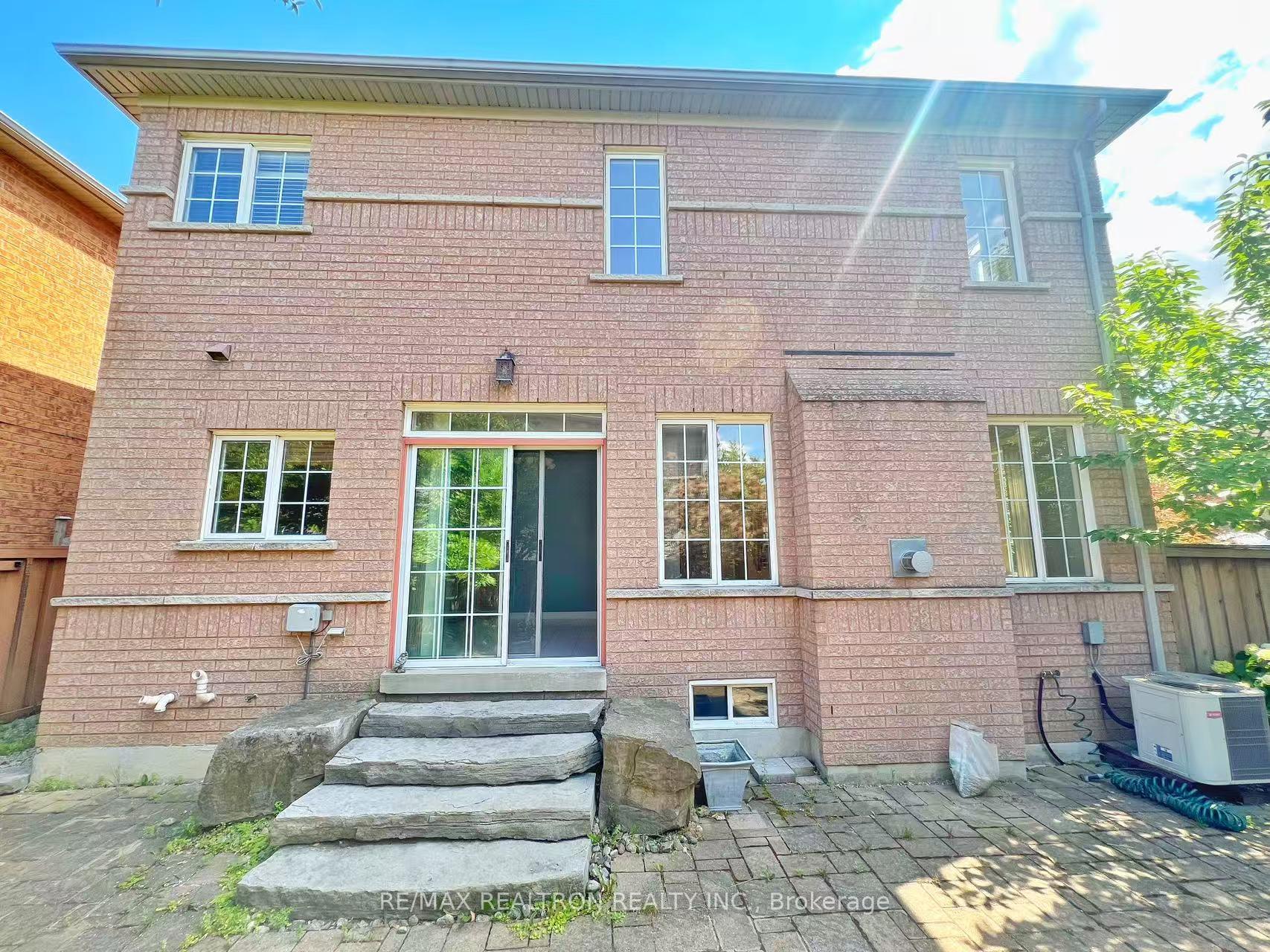 Photo 33 of 64 Keegan Crescent, Vaughan, Sonoma Heights — HOMEH