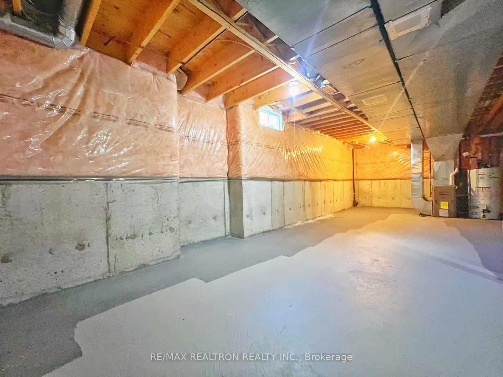Photo 34 of 64 Keegan Crescent, Vaughan, Sonoma Heights — HOMEH