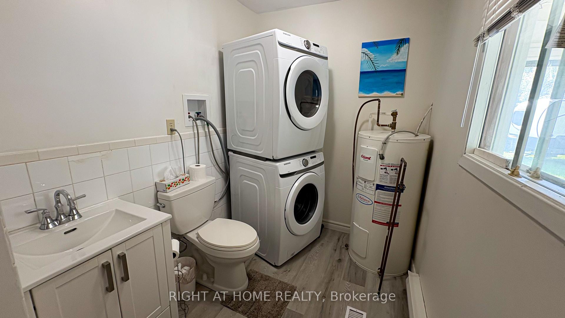 Photo 11 of 8 58TH Street S, Wasaga Beach — HOMEH