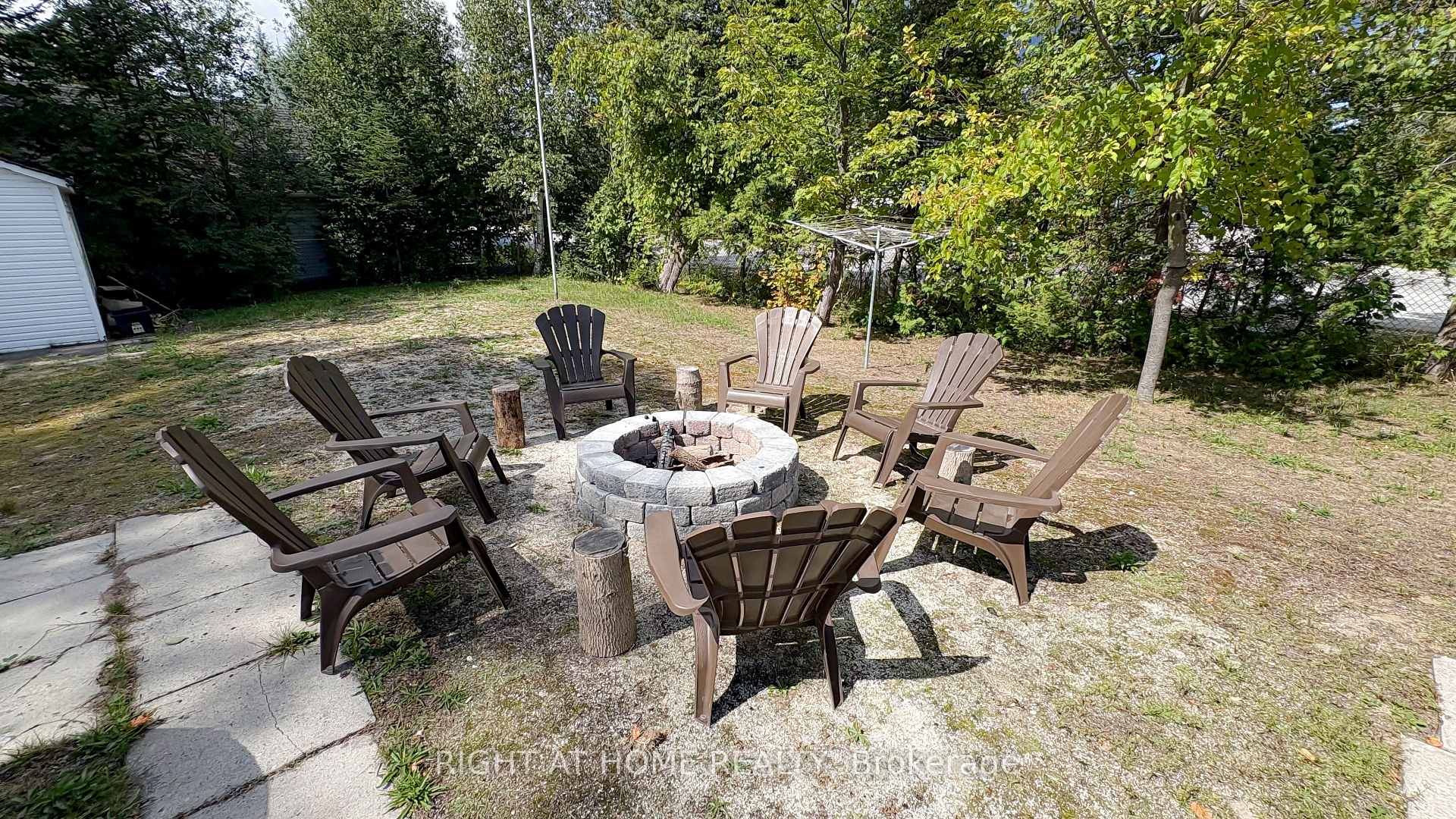 Photo 15 of 8 58TH Street S, Wasaga Beach — HOMEH