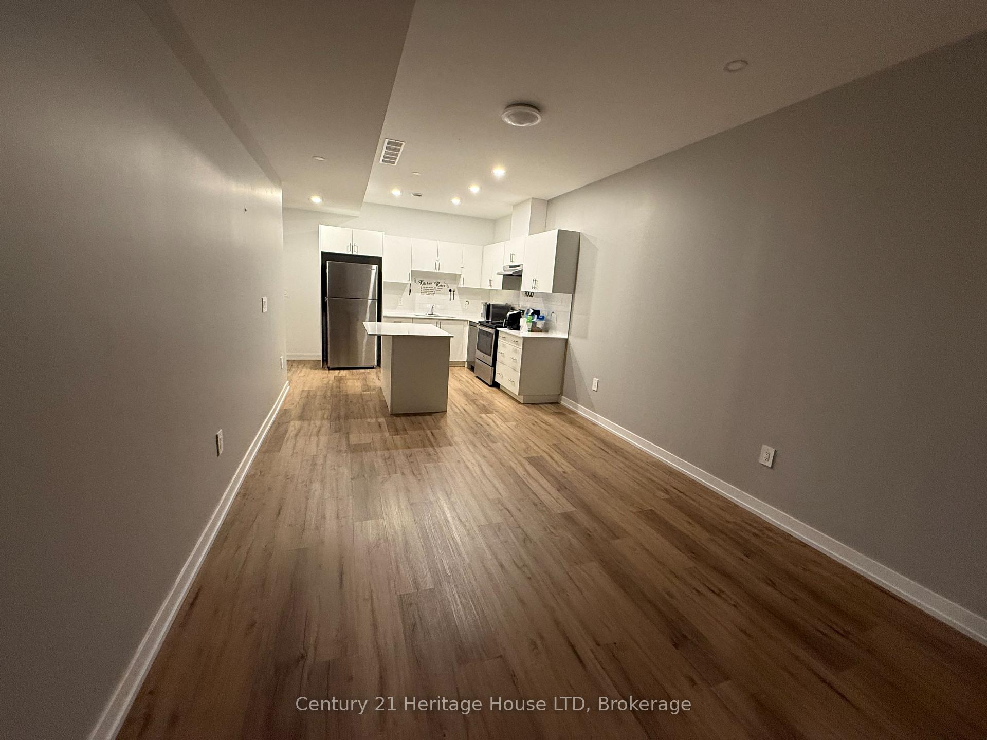 Photo 4 of 249 Dain Avenue, Welland, Lincoln/Crowland — HOMEH