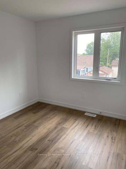 Photo 18 of 249 Dain Avenue, Welland, Lincoln/Crowland — HOMEH