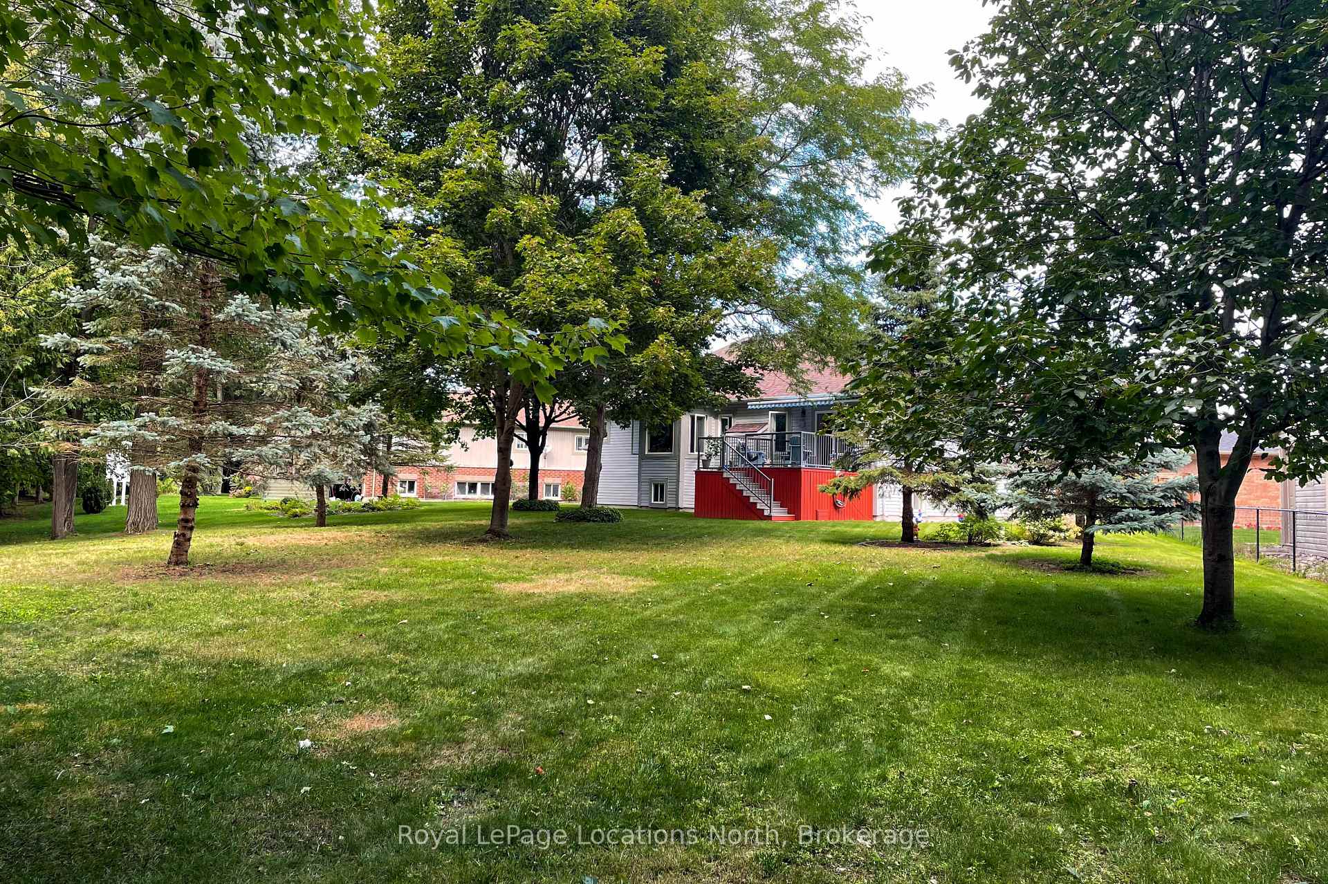 Photo 40 of 144 Royal Beech Drive, Wasaga Beach — HOMEH