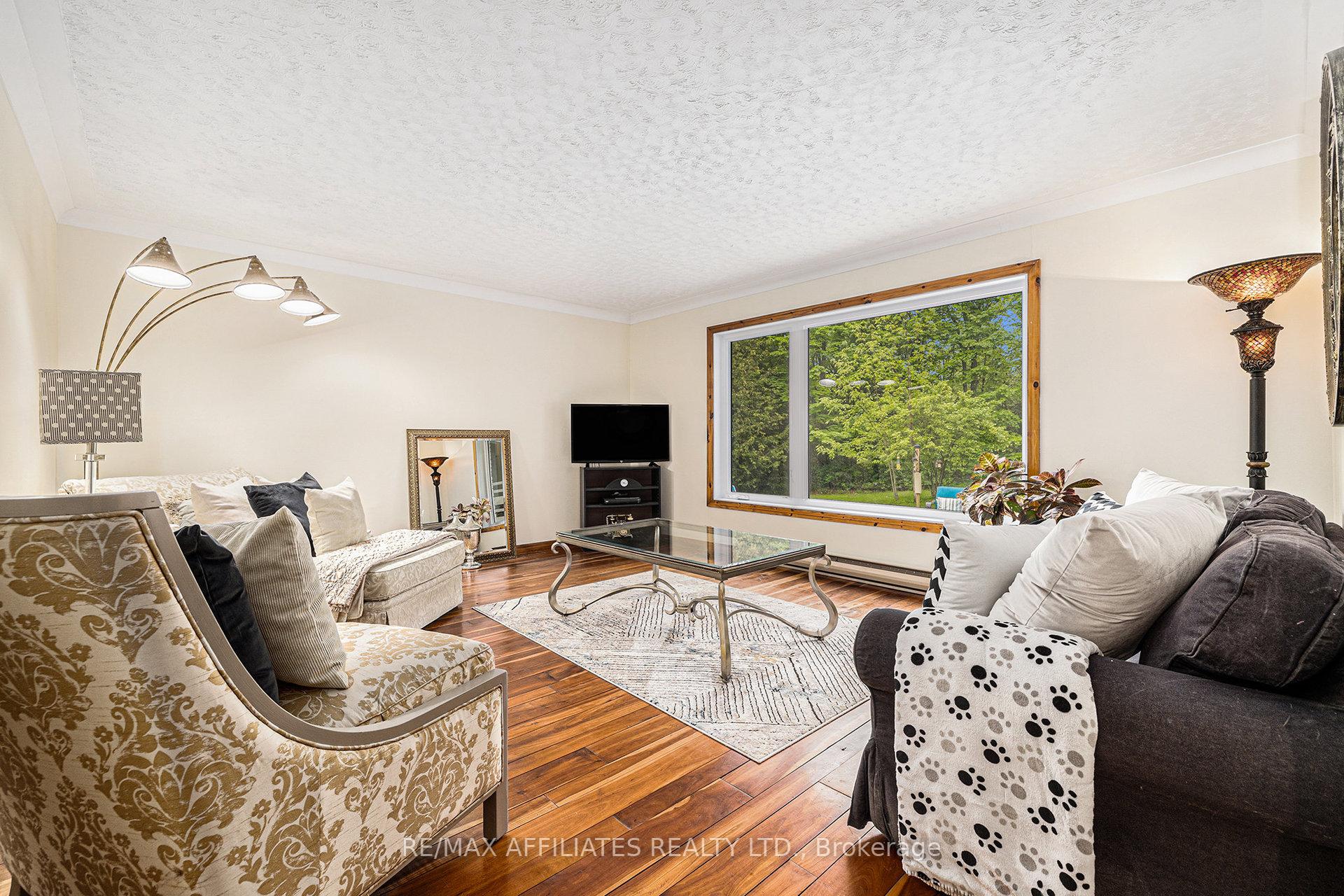Photo 3 of 187 Perth Road, Beckwith, Beckwith Twp — HOMEH