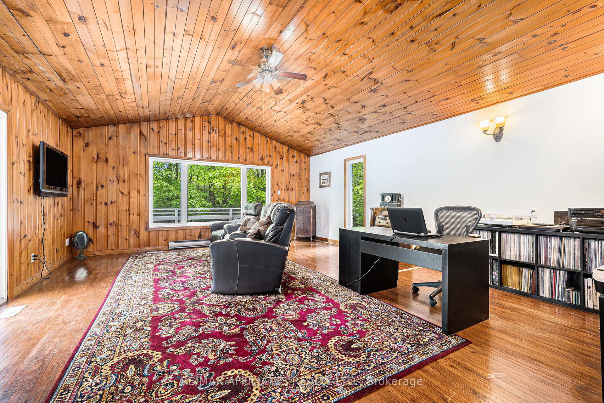 Photo 10 of 187 Perth Road, Beckwith, Beckwith Twp — HOMEH