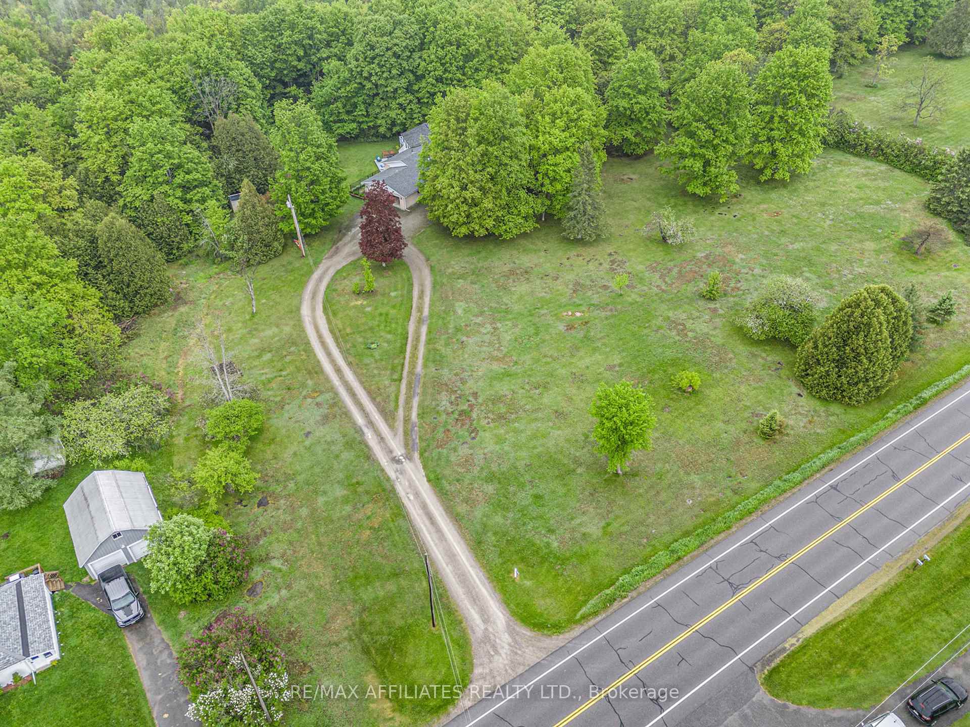 Photo 23 of 187 Perth Road, Beckwith, Beckwith Twp — HOMEH