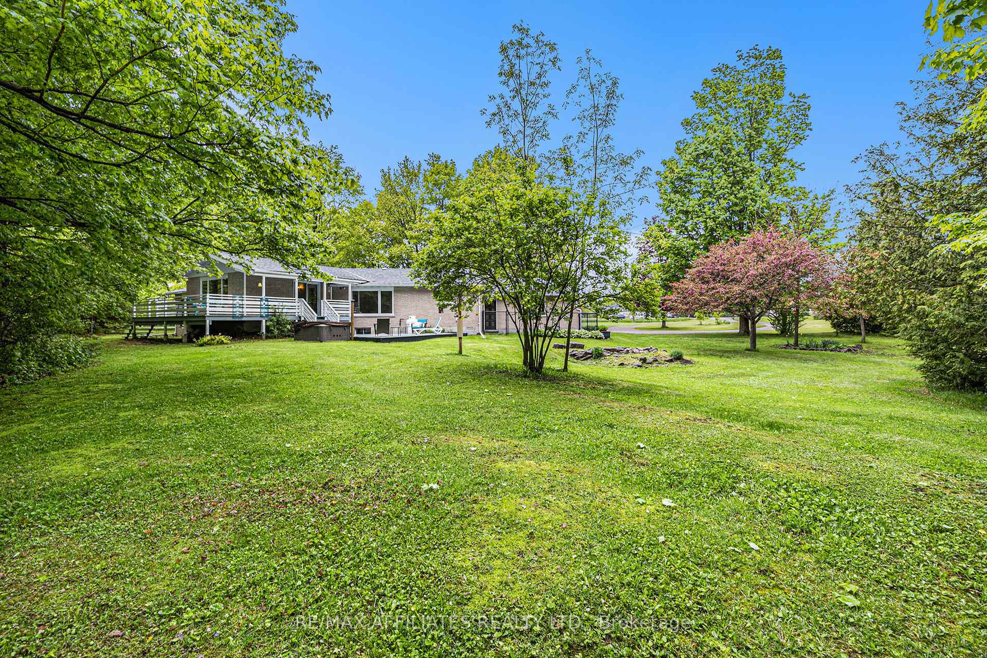 Photo 29 of 187 Perth Road, Beckwith, Beckwith Twp — HOMEH